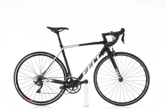 Vélo de route reconditionné · FR4 · Très bon état