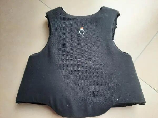 Entre Particuliers - Protection corporelle pour l'équitation, 8-10 ans 2/7