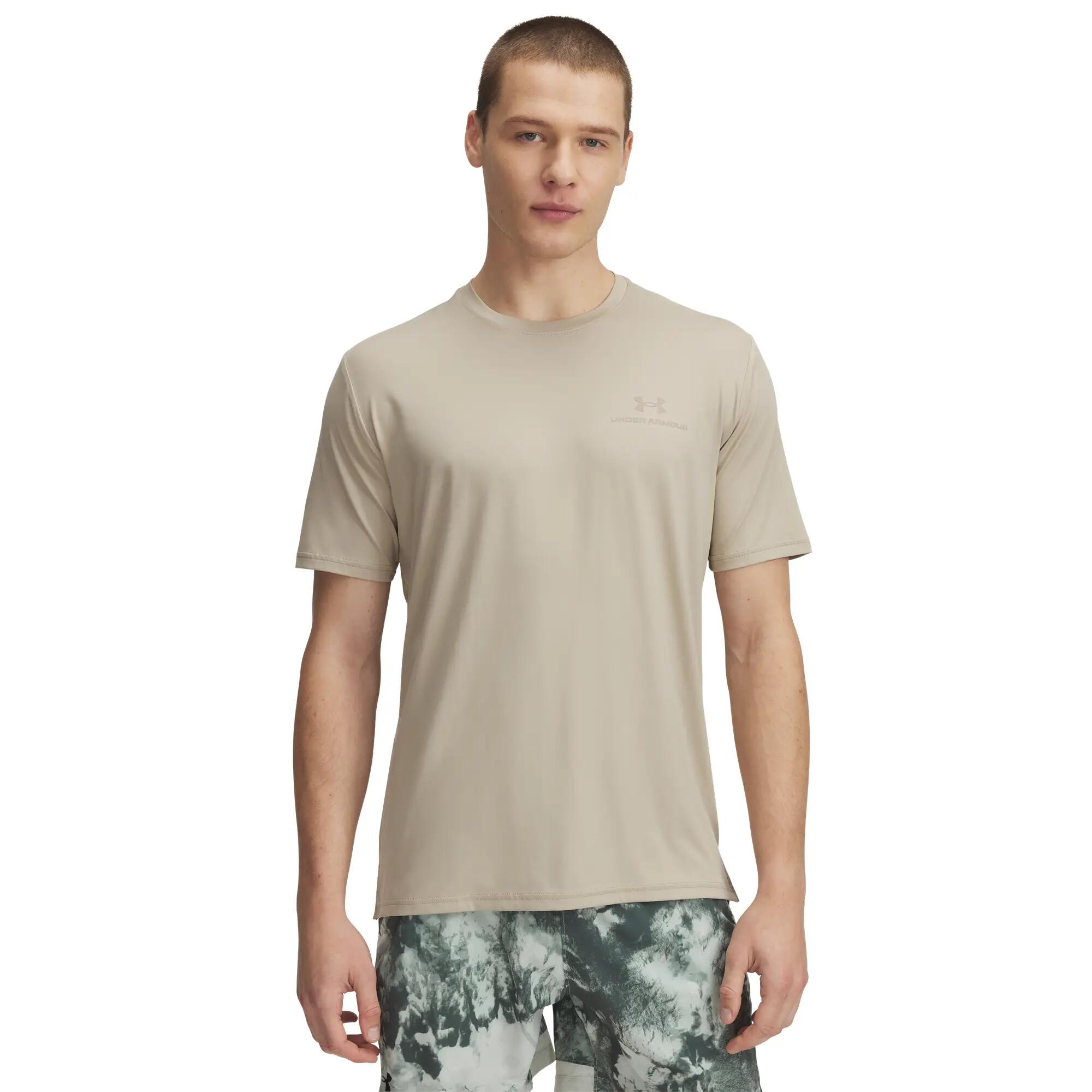UNDER ARMOUR picture
