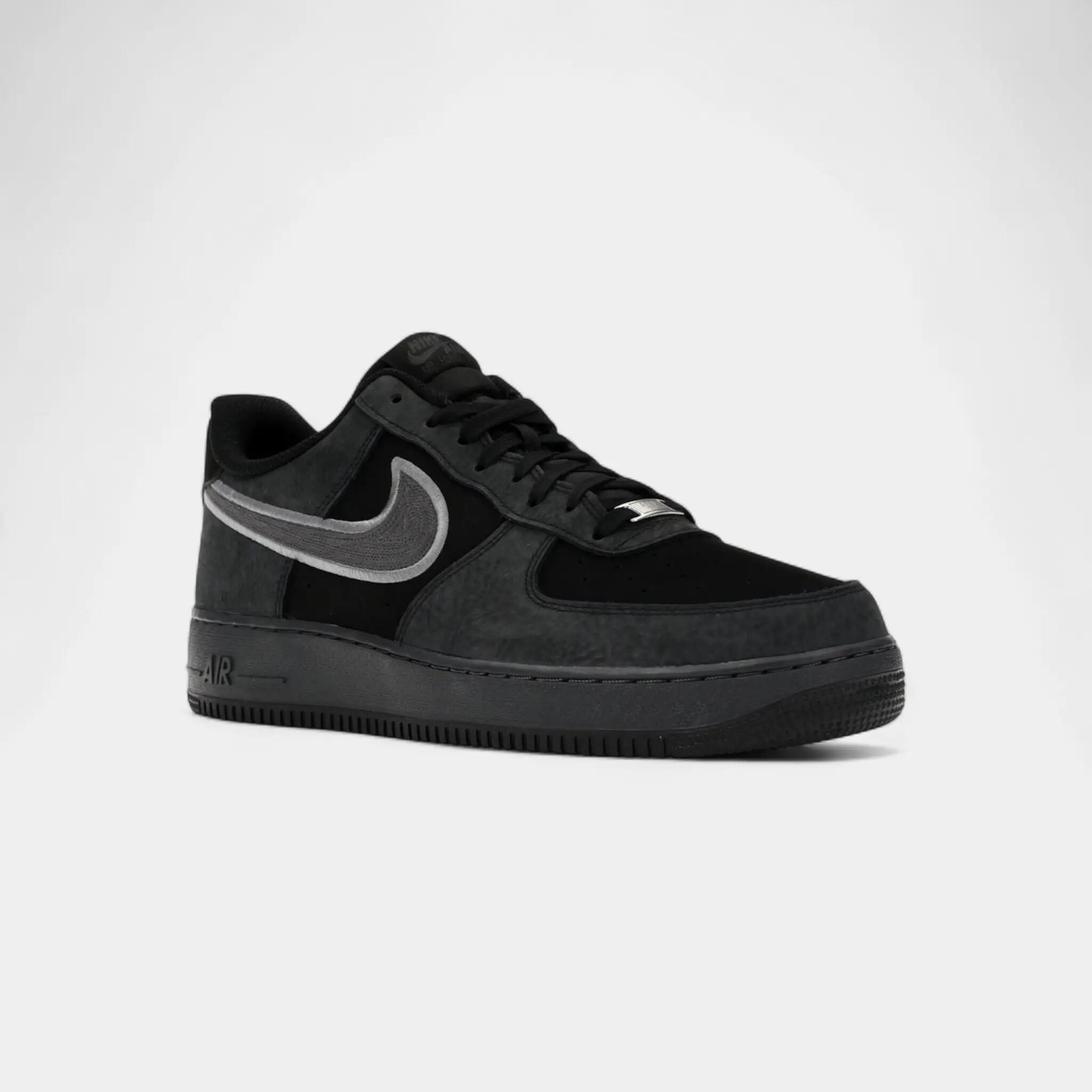 Nike Air Force 1 Low '07 LV8 Black Smoke Grey 2/5