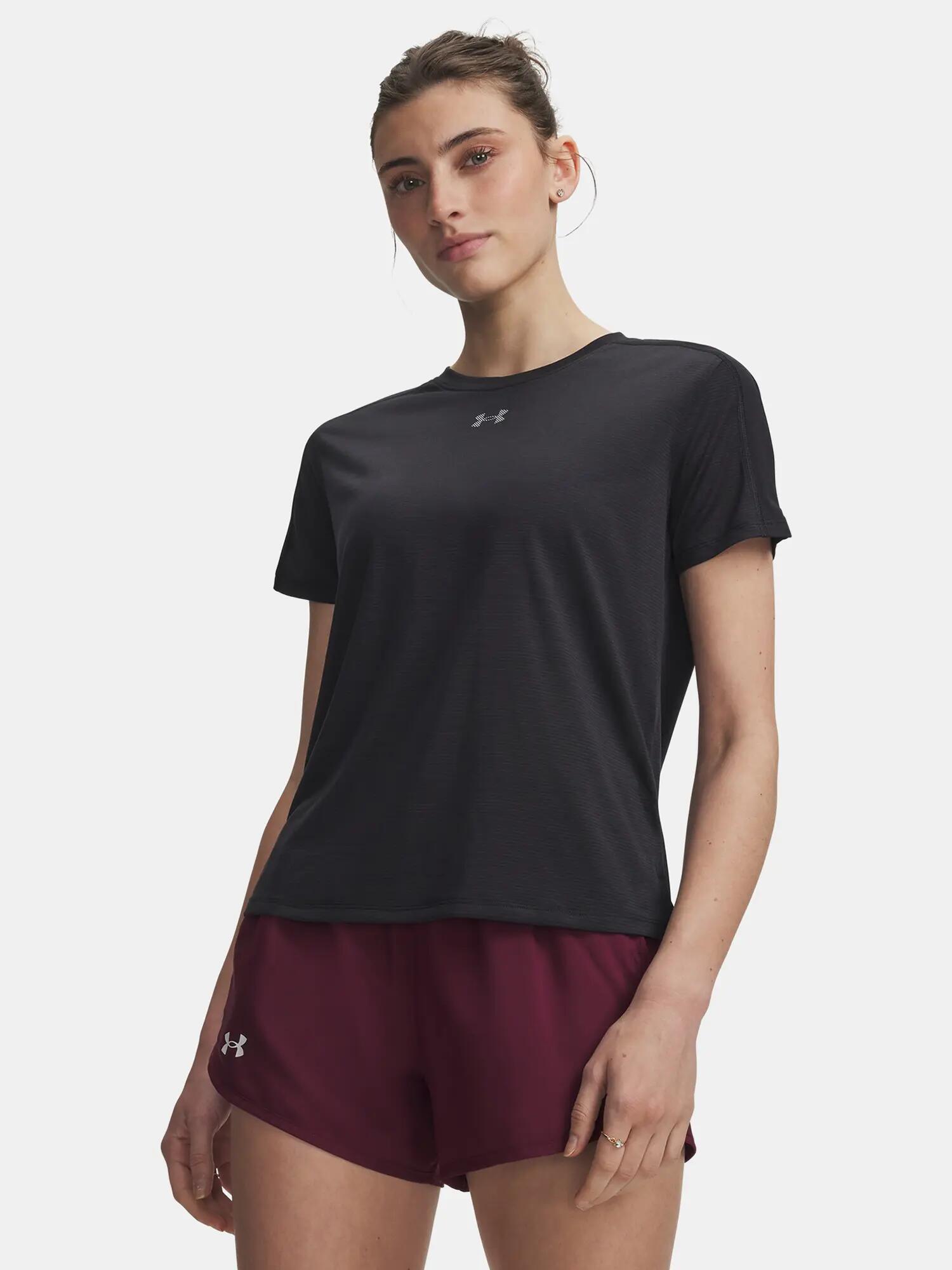 UNDER ARMOUR picture