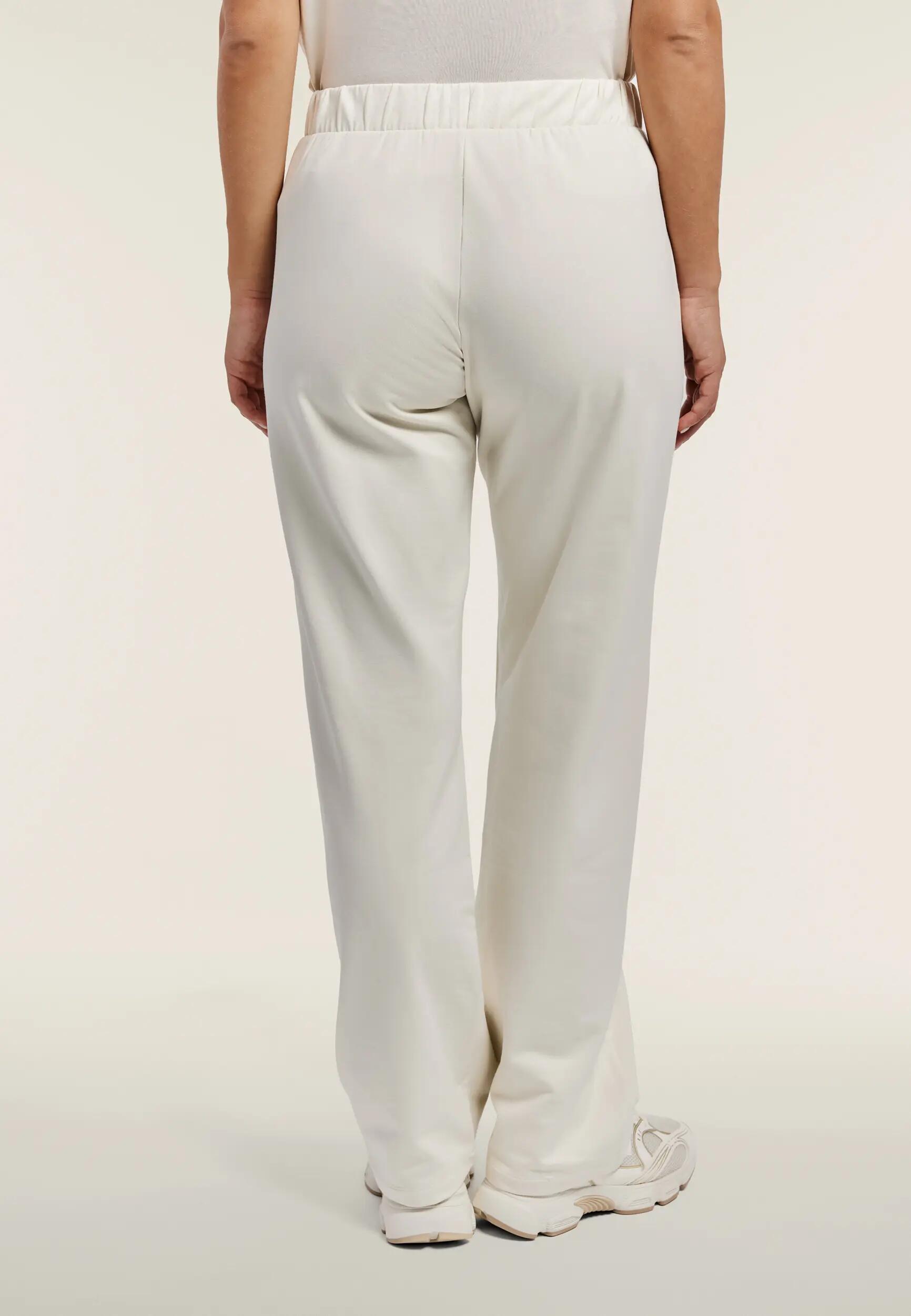Pantalon classique avec une finition « douce au toucher » avec logo sur les côté 3/6