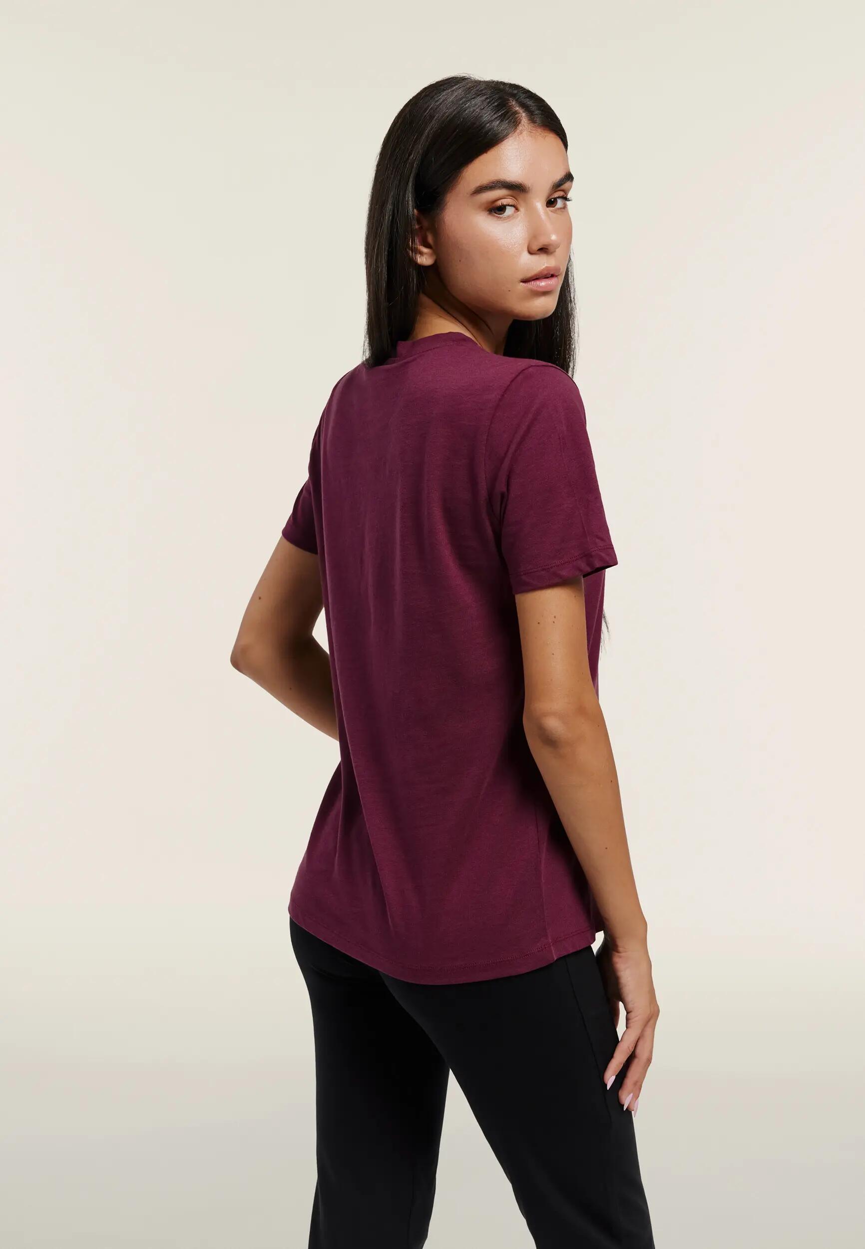 T-shirt coupe classique « The Art of Movement » orné de perles 3/6