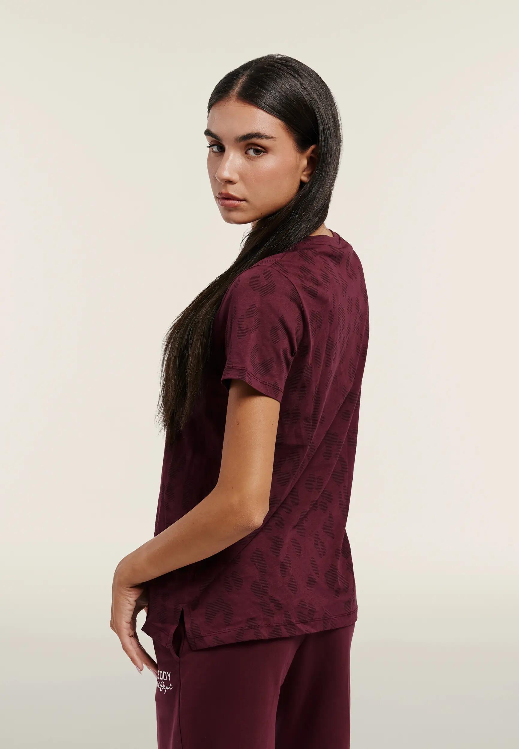 T-shirt pour femmes coupe classique à imprimé léopard 3/6