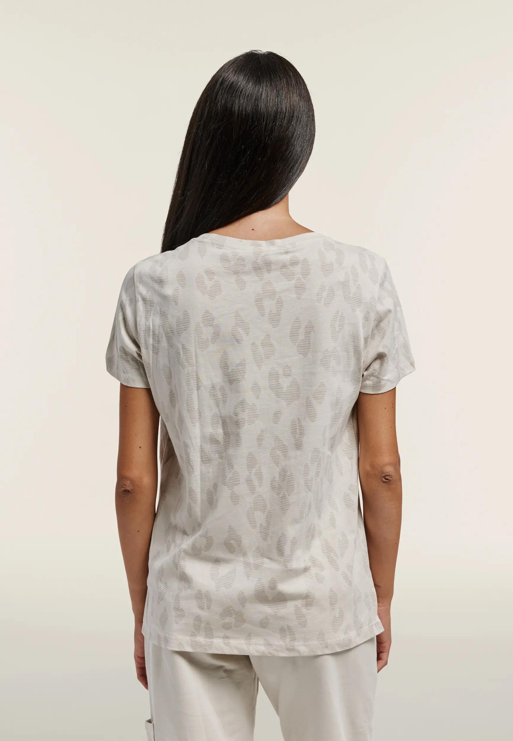 T-shirt pour femmes coupe classique à imprimé léopard 3/6