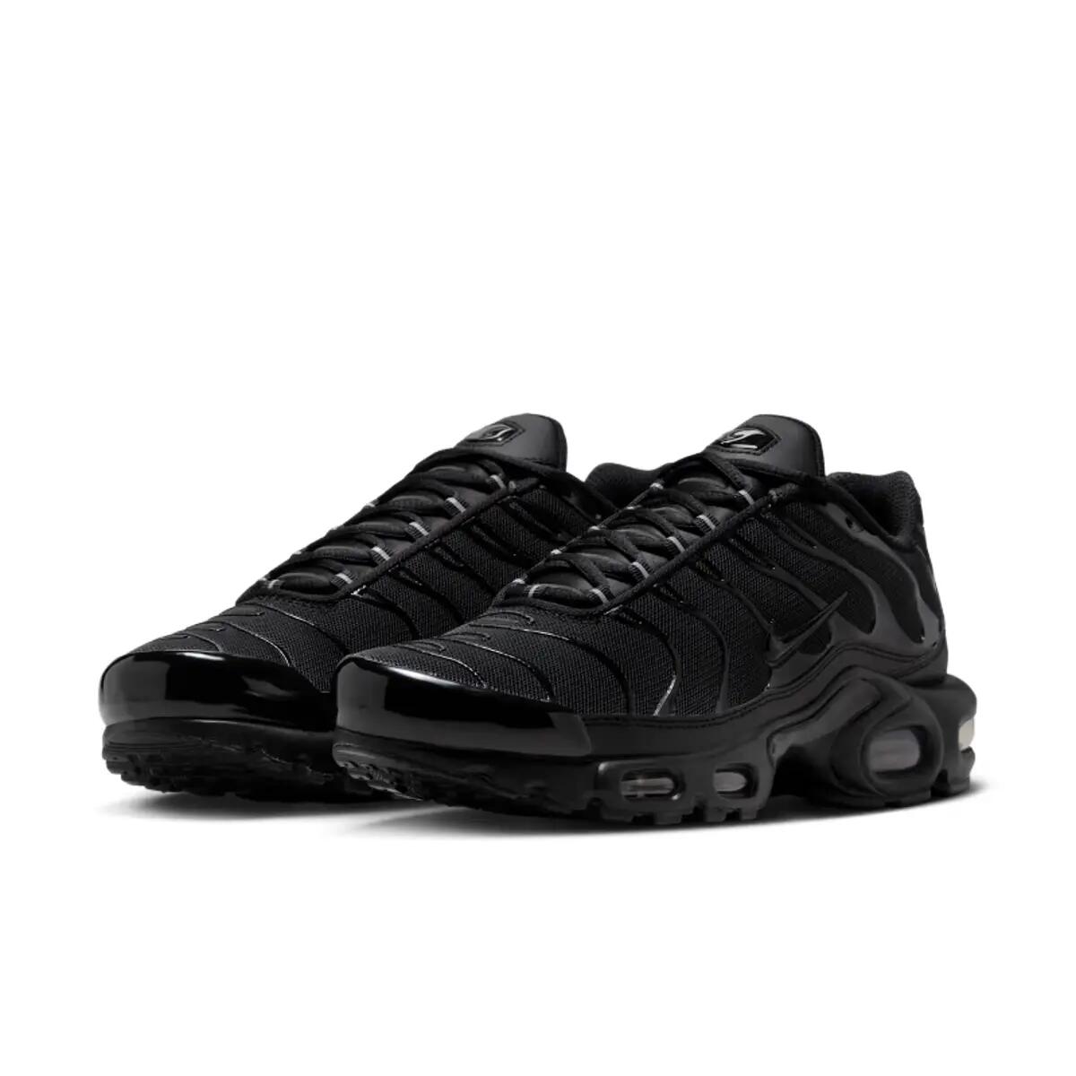 Nike Air Max Plus Triple Black 5/7
