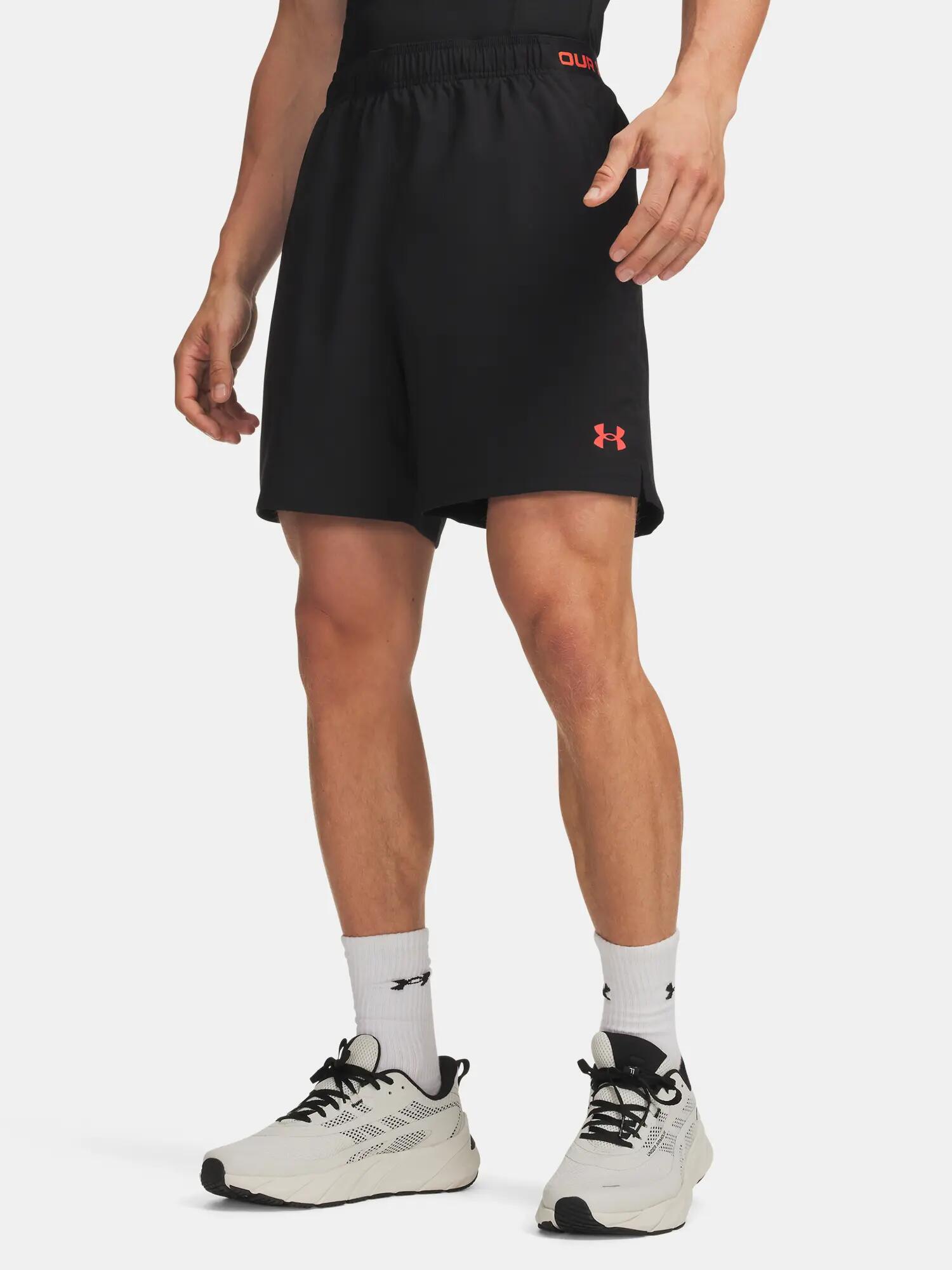 UNDER ARMOUR picture