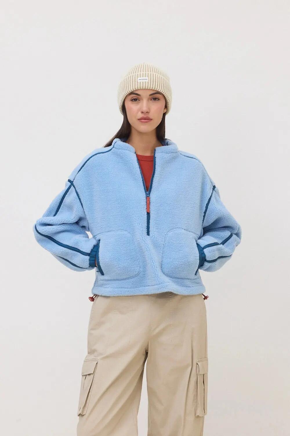 BLUE BANANA picture
