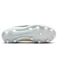 Nike Tiempo Legend 10 Club Schoenen 4/4