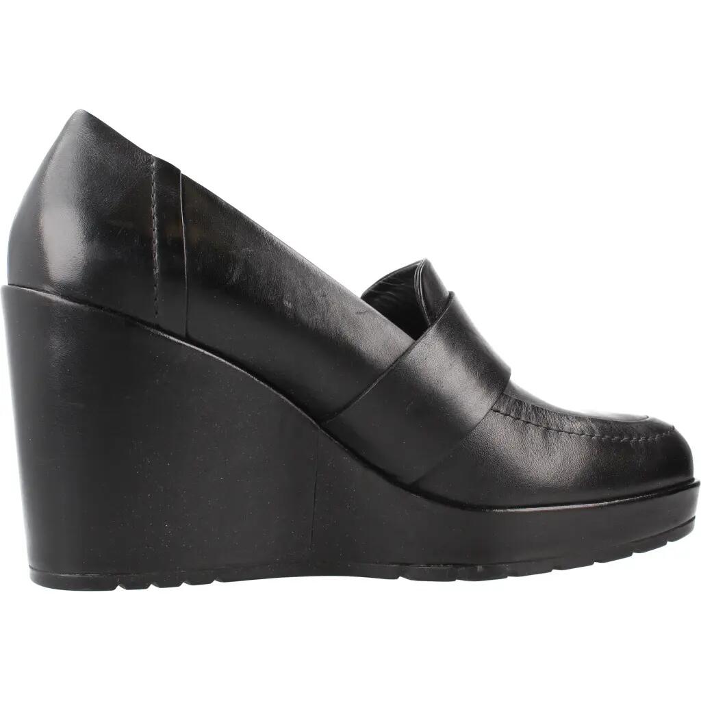Buty GEOX D MANILVA Czarny 4/5