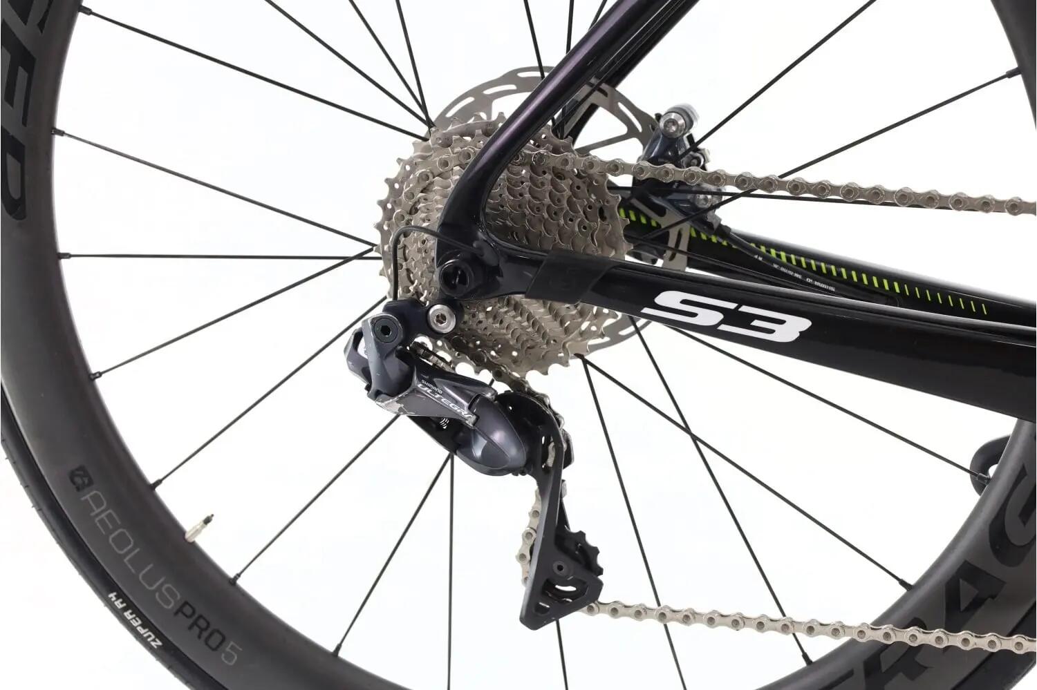 Vélo de route reconditionné · Cervelo S3 Serie Di2 11V · Très bon état 3/8