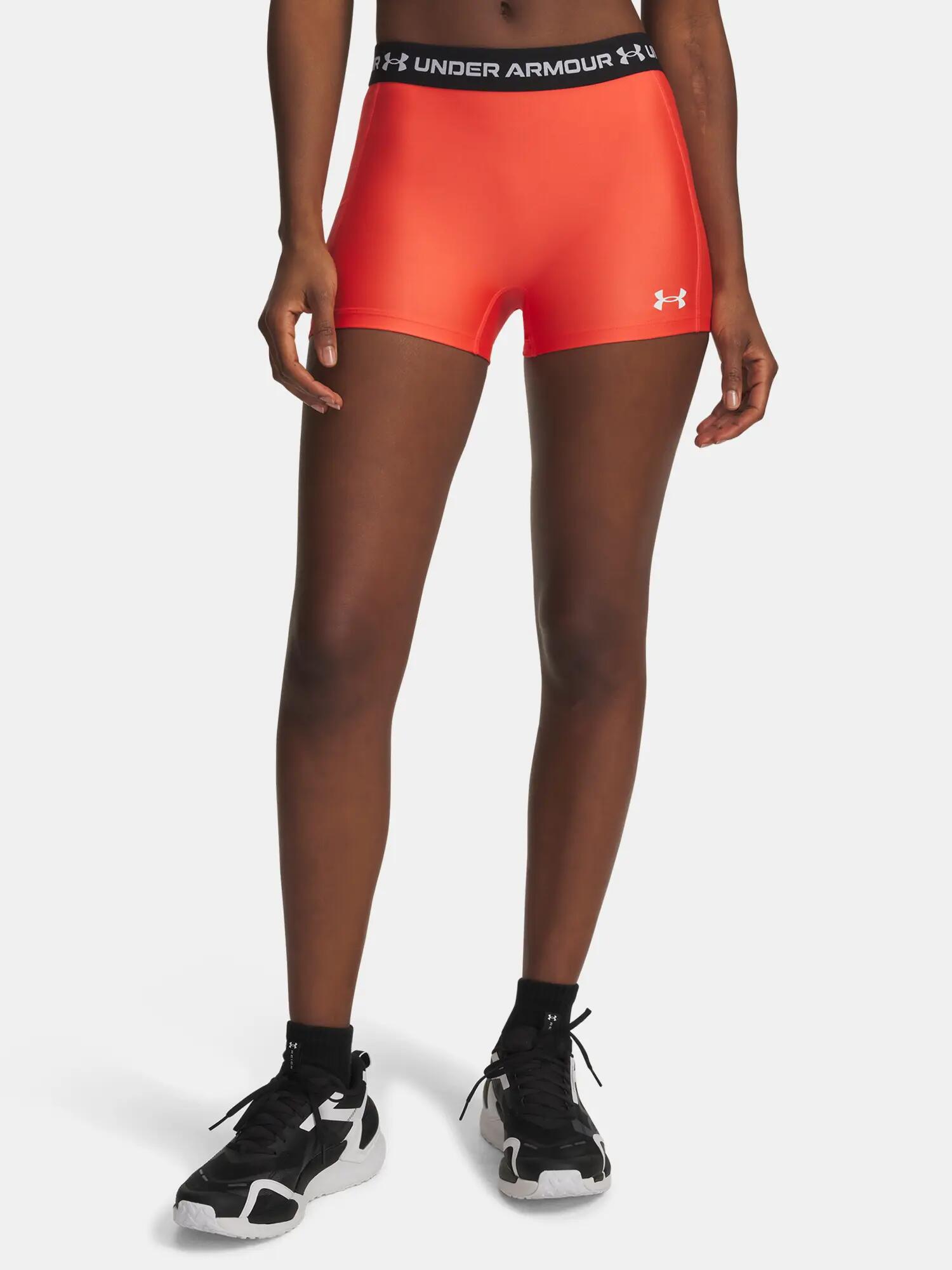 UNDER ARMOUR picture