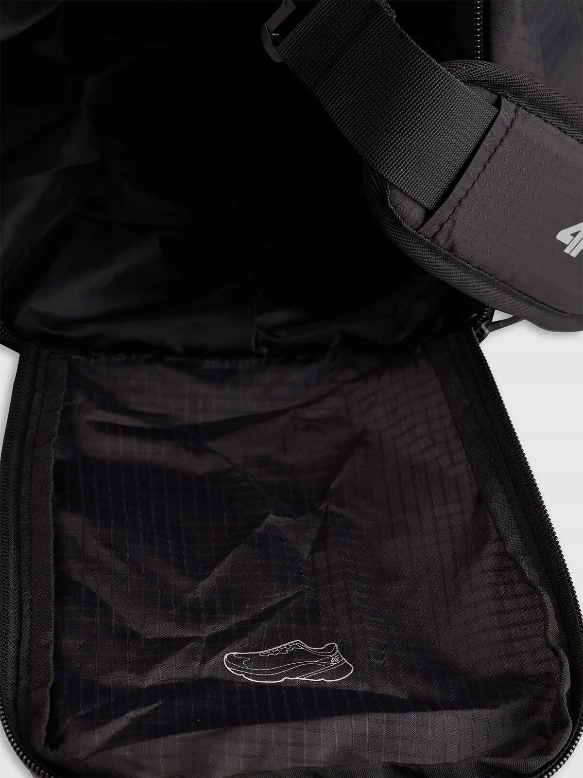 Torba sportowa 4F 25L na siłownię trening podróżna z kieszenią na buty U083 4/5