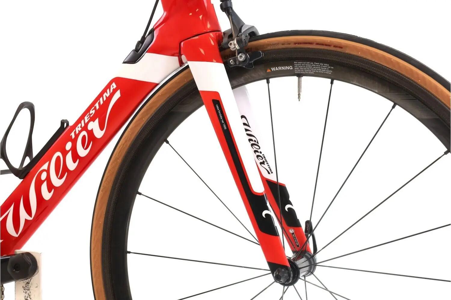 Segunda Vida · Bicicleta estrada · Wilier Cento 1 Air · Muito bom estado 5/8