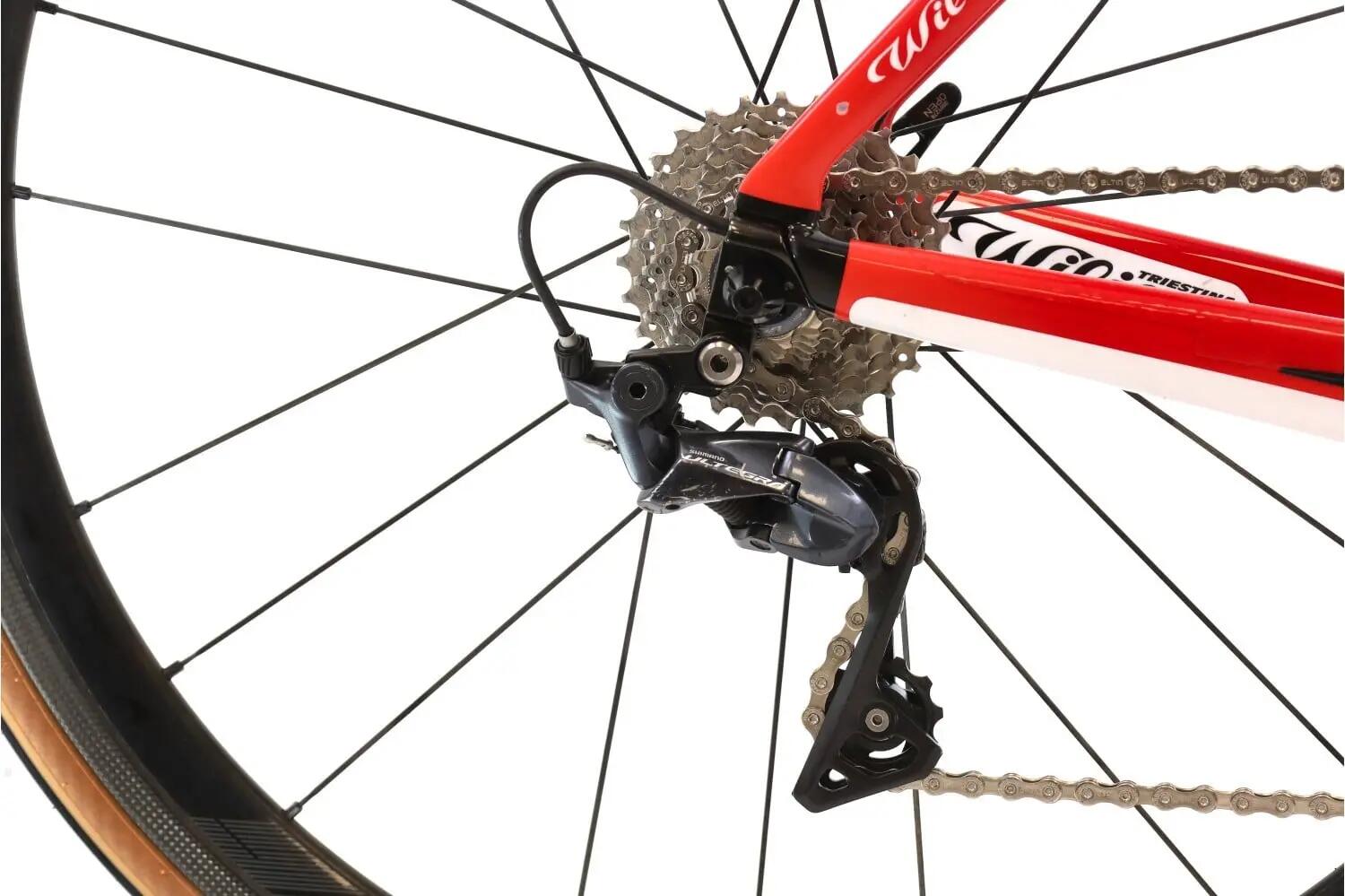 Segunda Vida · Bicicleta estrada · Wilier Cento 1 Air · Muito bom estado 3/8