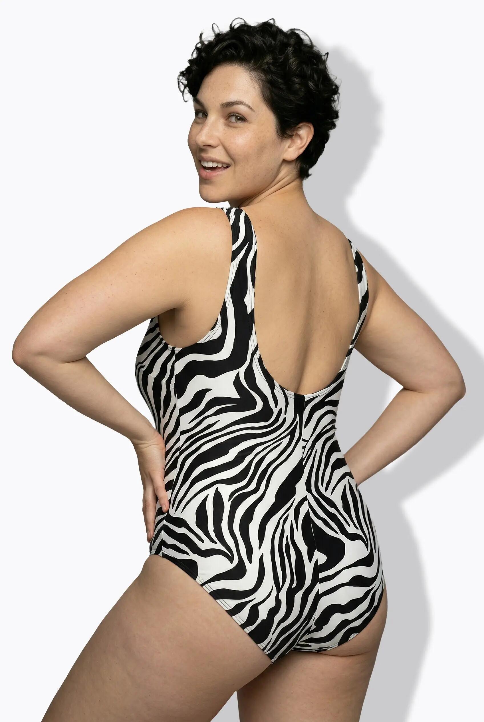 Damen Badeanzug Tigermuster ohne Softcups Rundhals 8/13