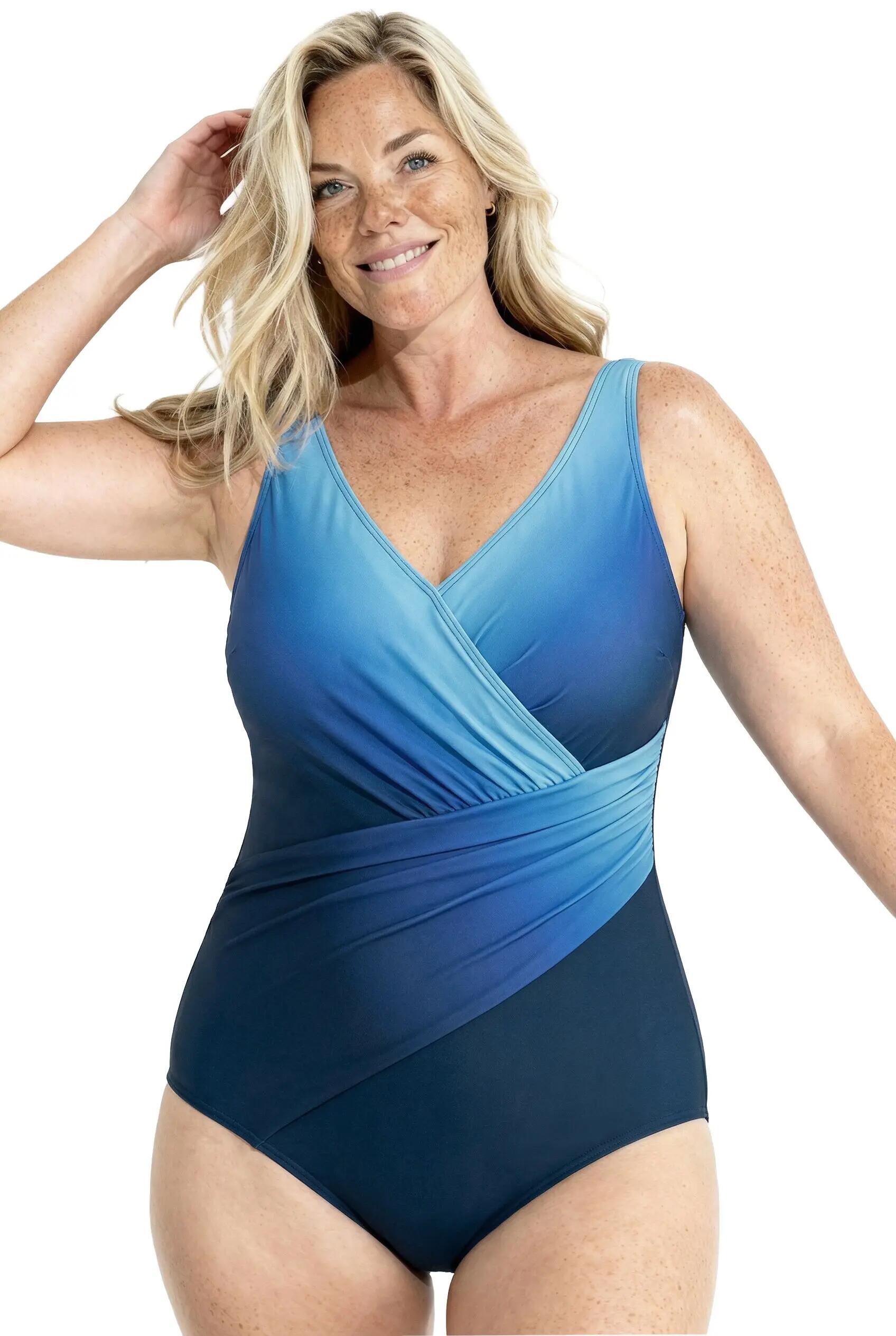 Femme Maillot de bain avec dégradé de couleurs. Drapés et bonnets 3/13