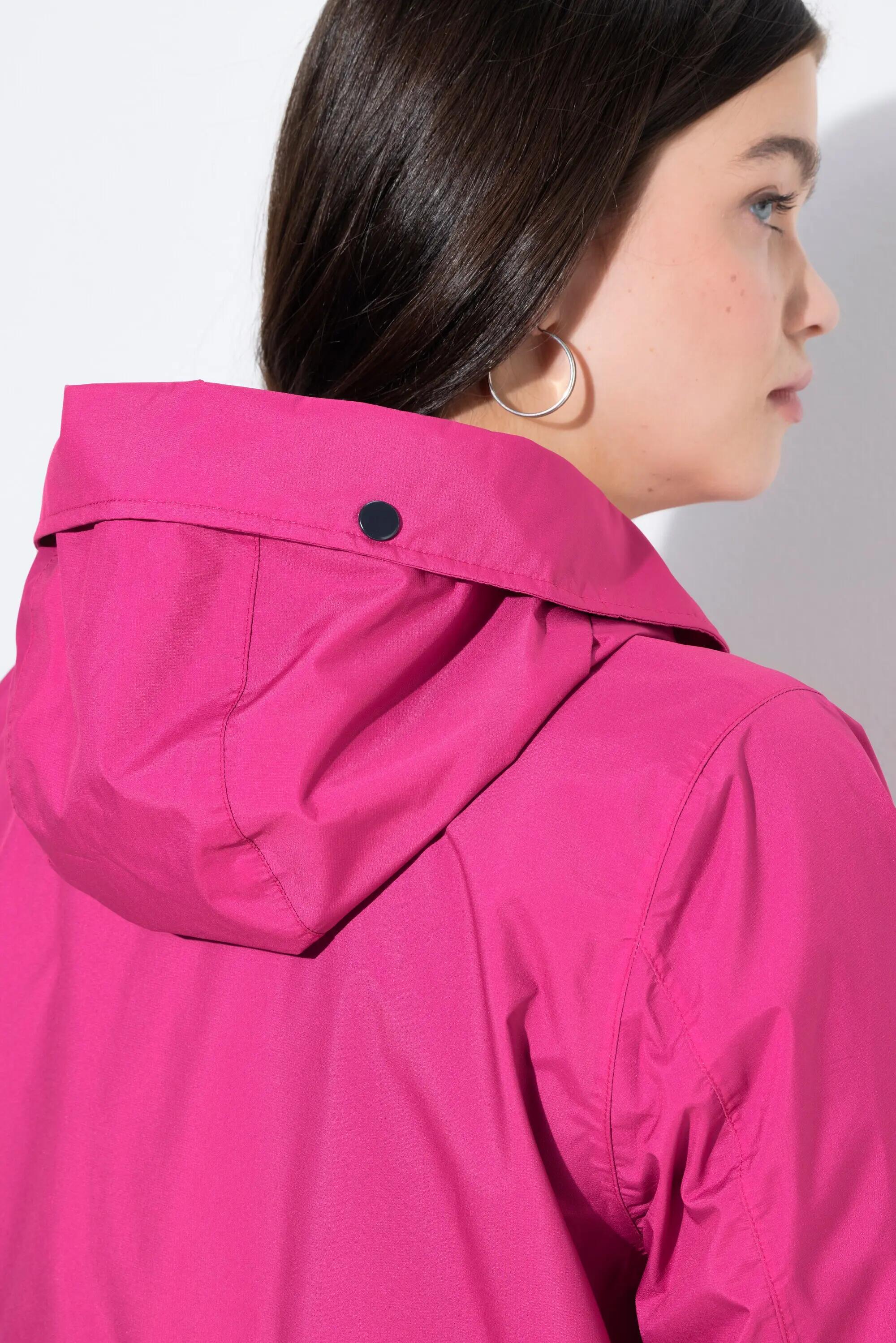 Femme Veste technique HYPRAR à capuche matière imperméable et légère 9/13