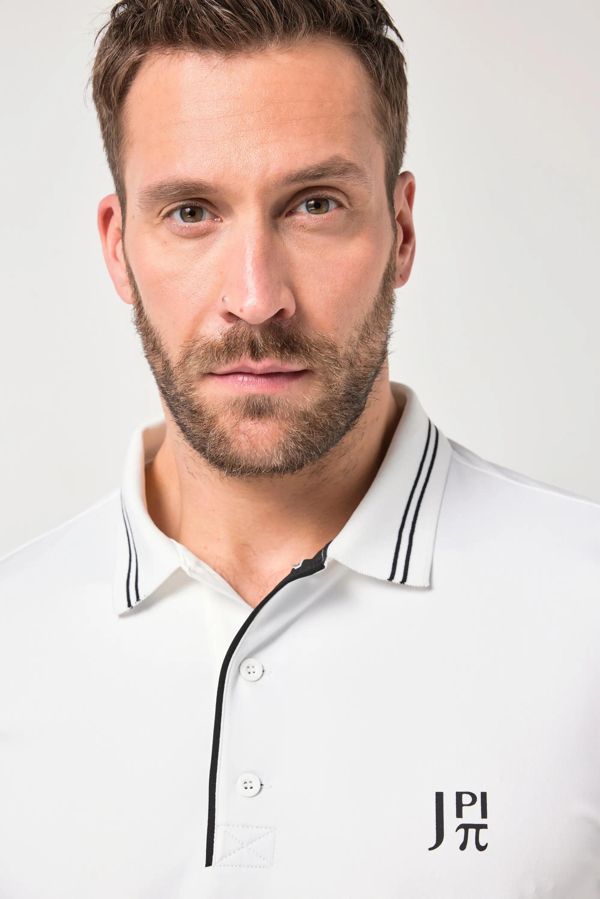 Hommes Polo technique spécial tennis. Manches courtes technologie QuickDry. 5/7