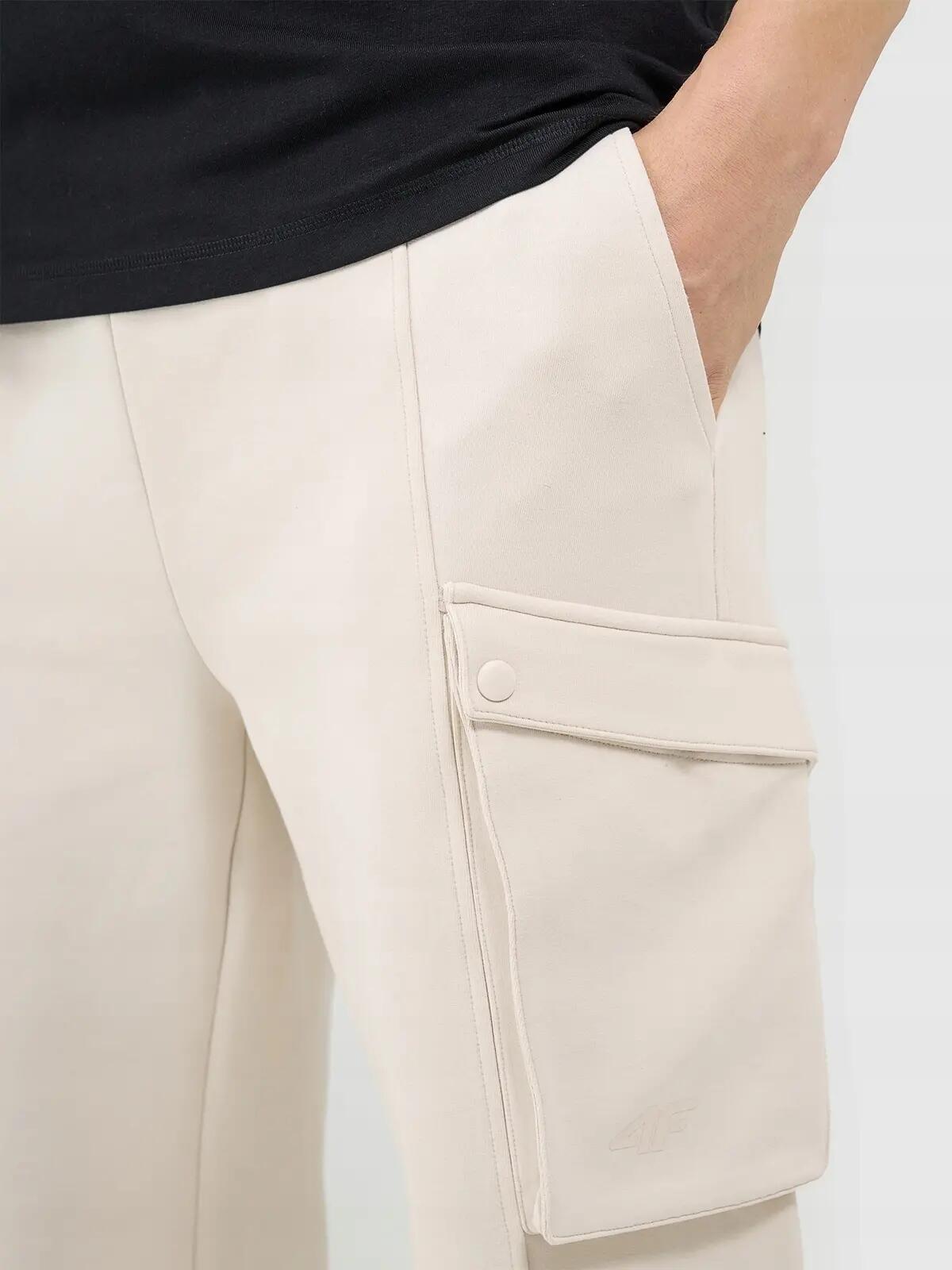 SPODNIE MĘSKIE 4F CASUAL CARGO M TTROM0990 10/14