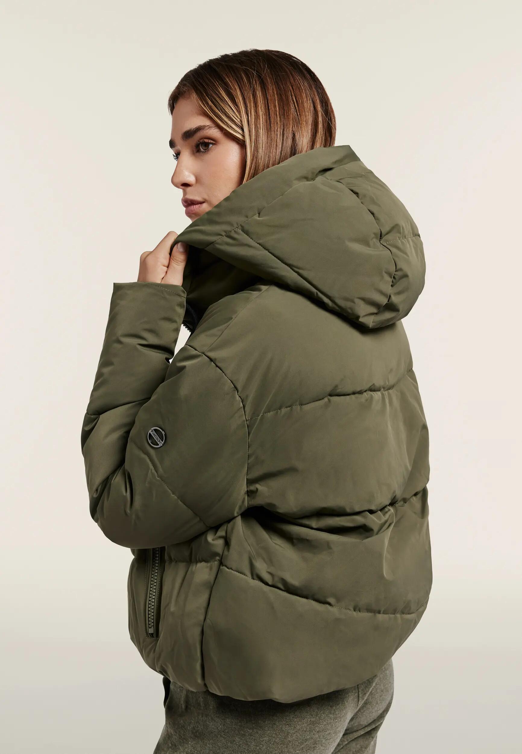 Veste coupe courte rembourrée pour femmes en tissu coupe-vent 3/6
