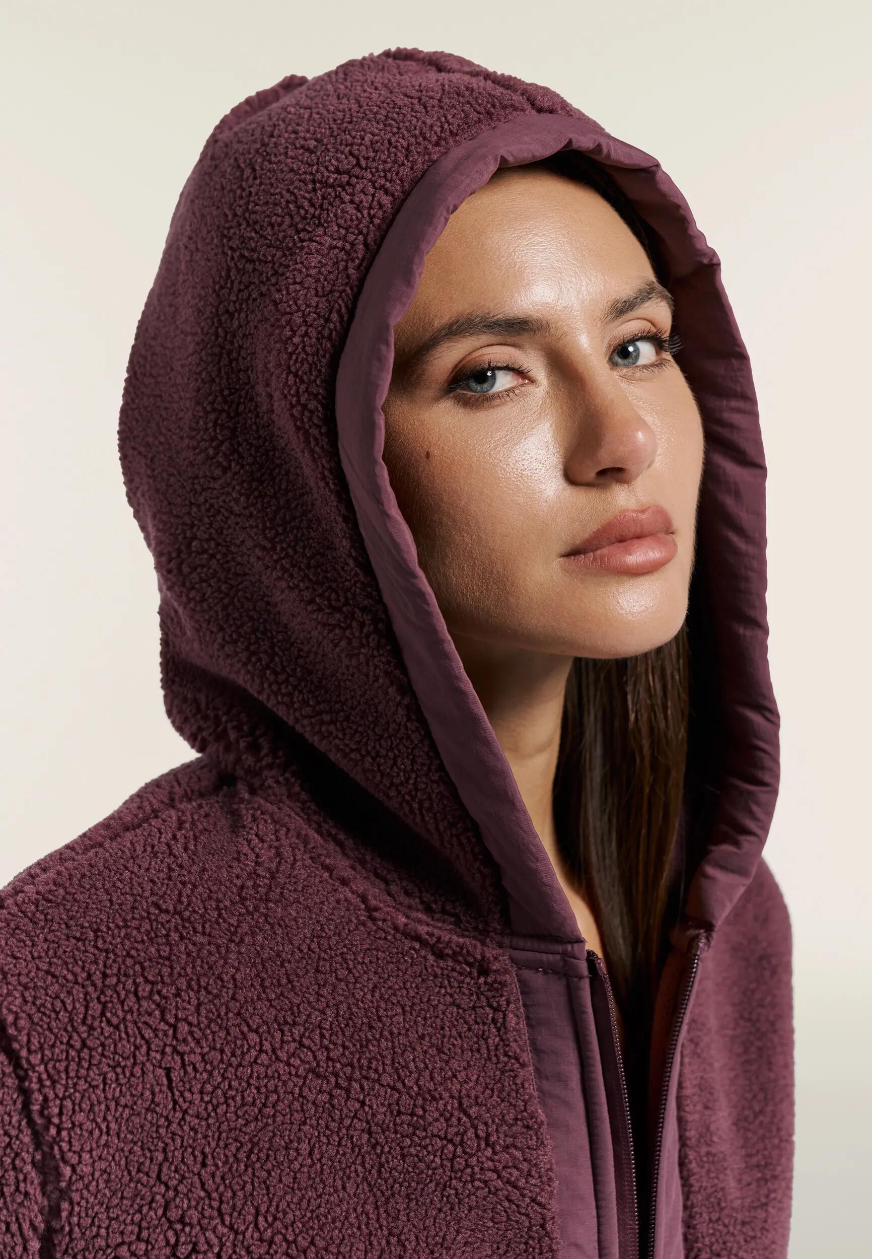 Veste pour femmes en tissu Sherpa et polaire avec fermeture zippée et capuche 4/7