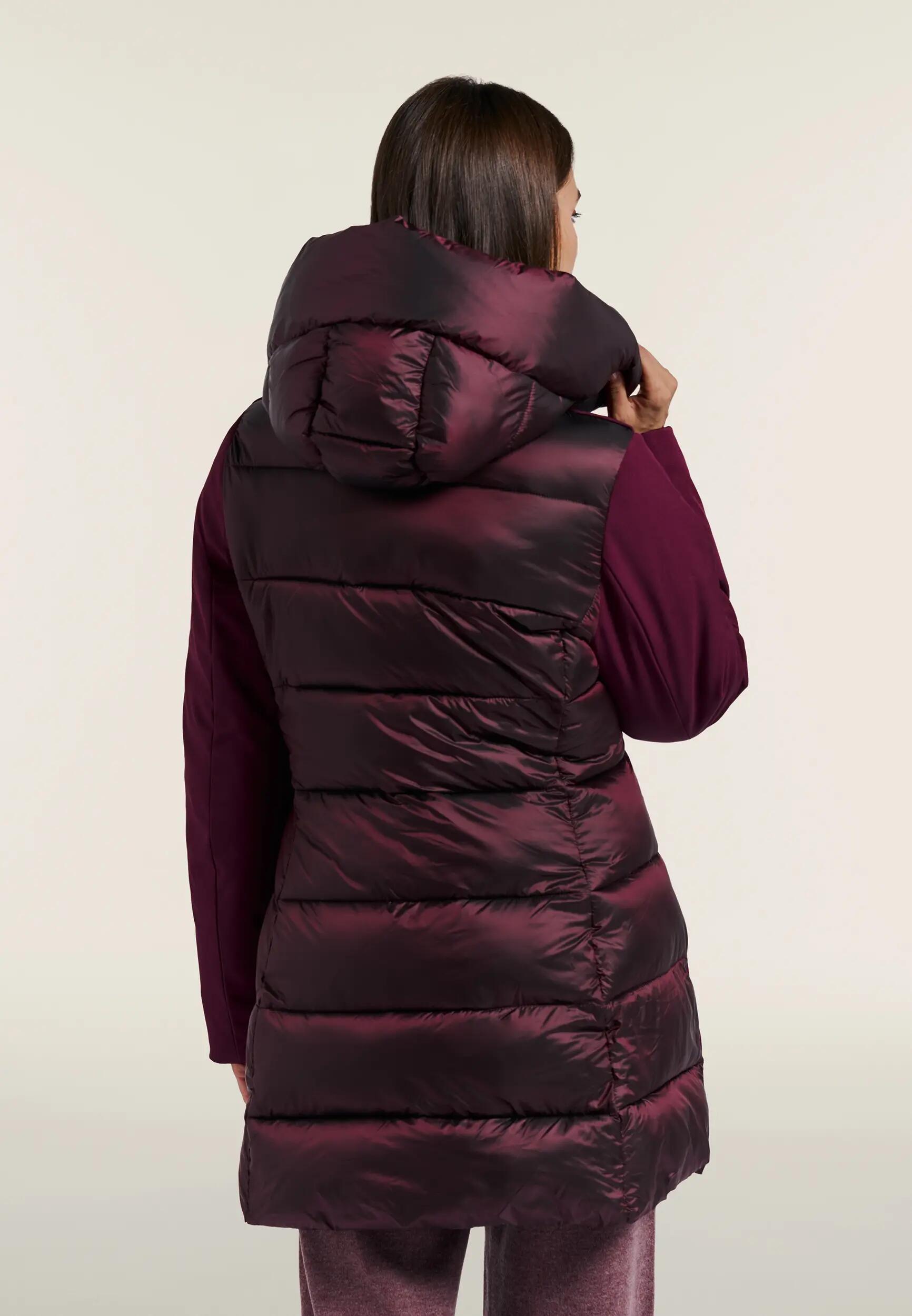 Chaquetón de softshell y nailon con capucha 3/6