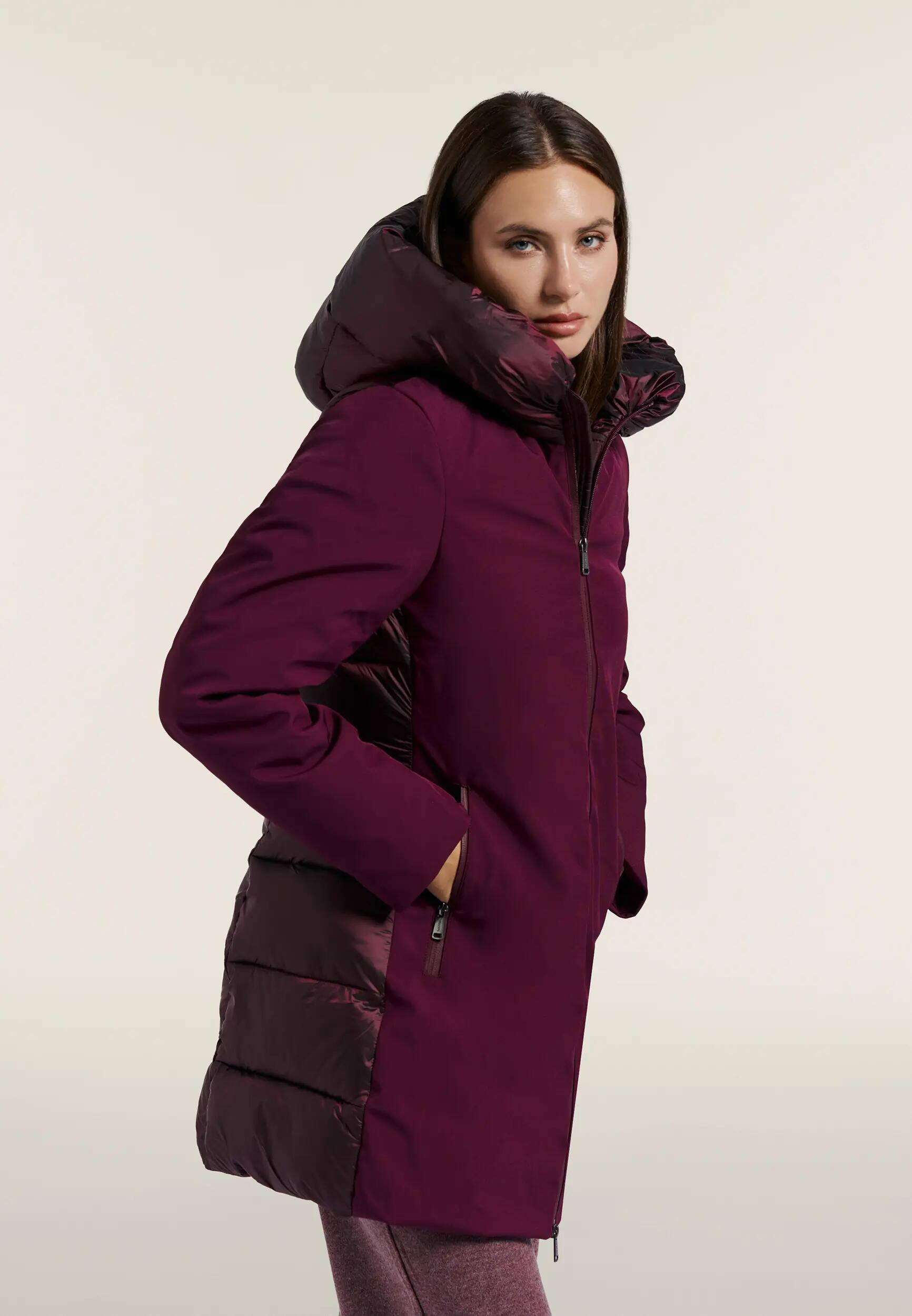 Chaquetón de softshell y nailon con capucha 2/6