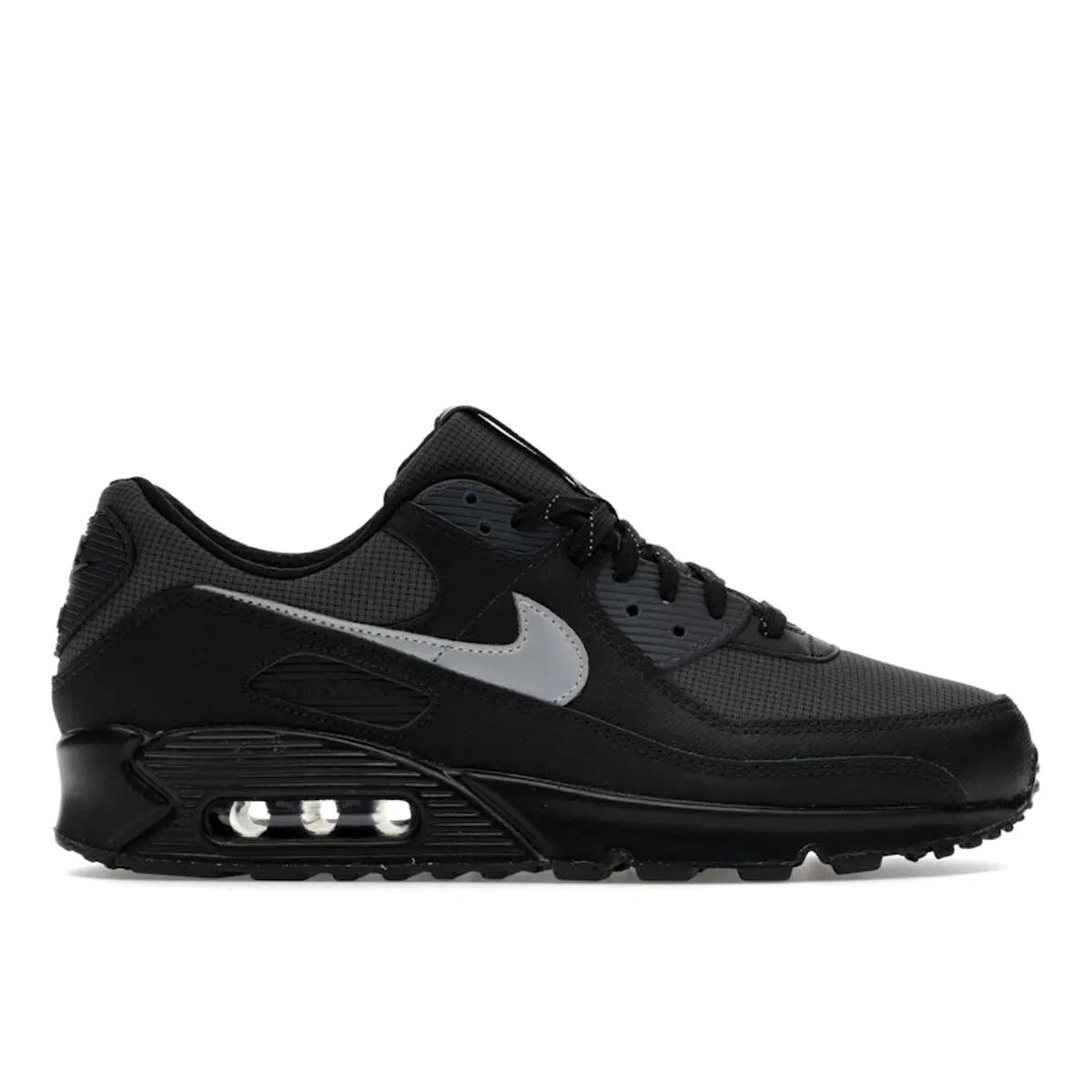 NIKE picture