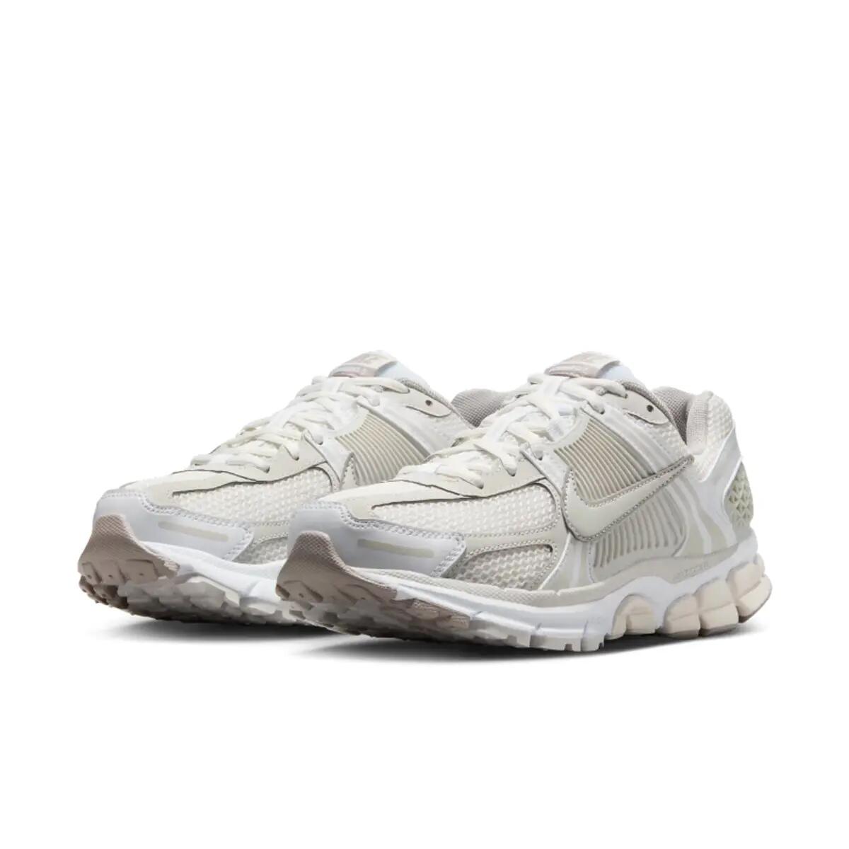 Nike Zoom Vomero 5 Light Bone (Women's) 4/6