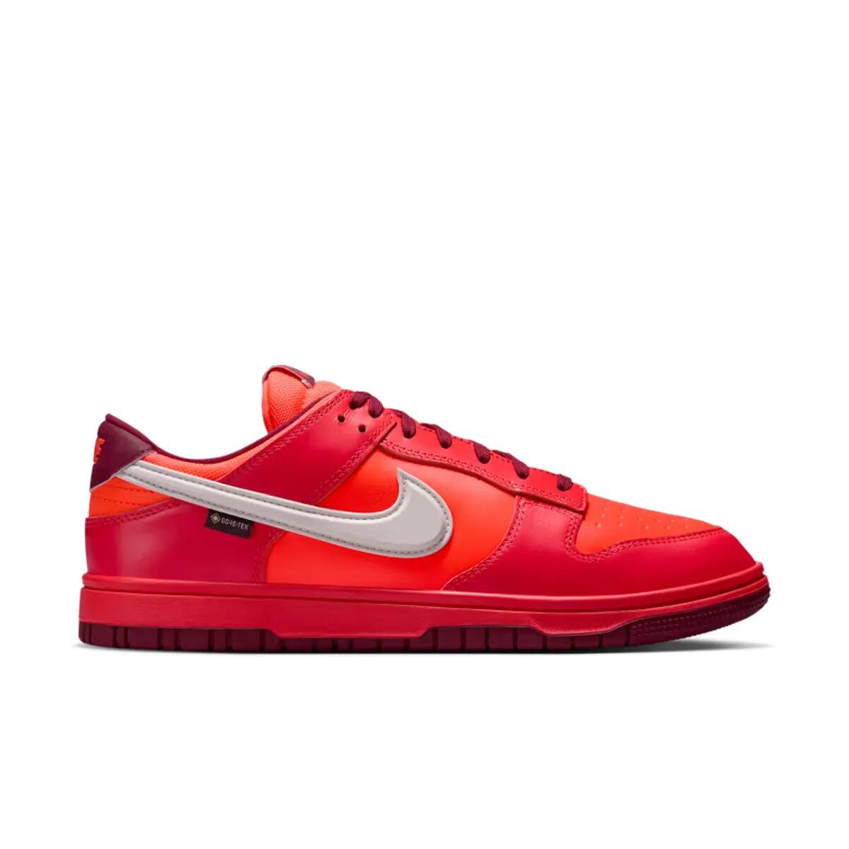 Nike Dunk Low Gore-Tex Crimson 3/6