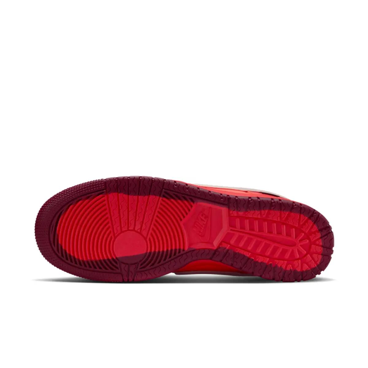 Nike Dunk Low Gore-Tex Crimson 2/6