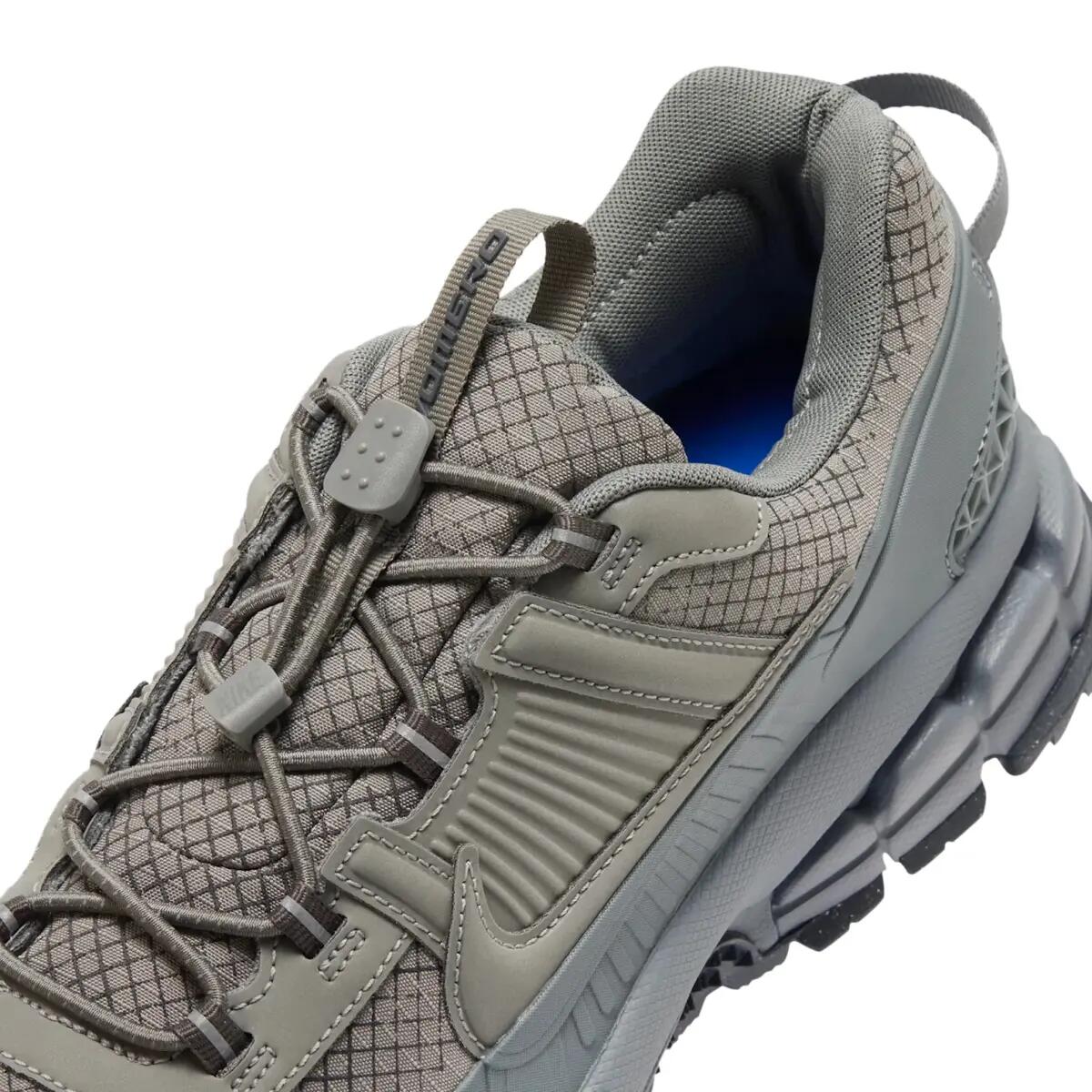Nike Zoom Vomero 5 Roam Metallic Platinum 6/6