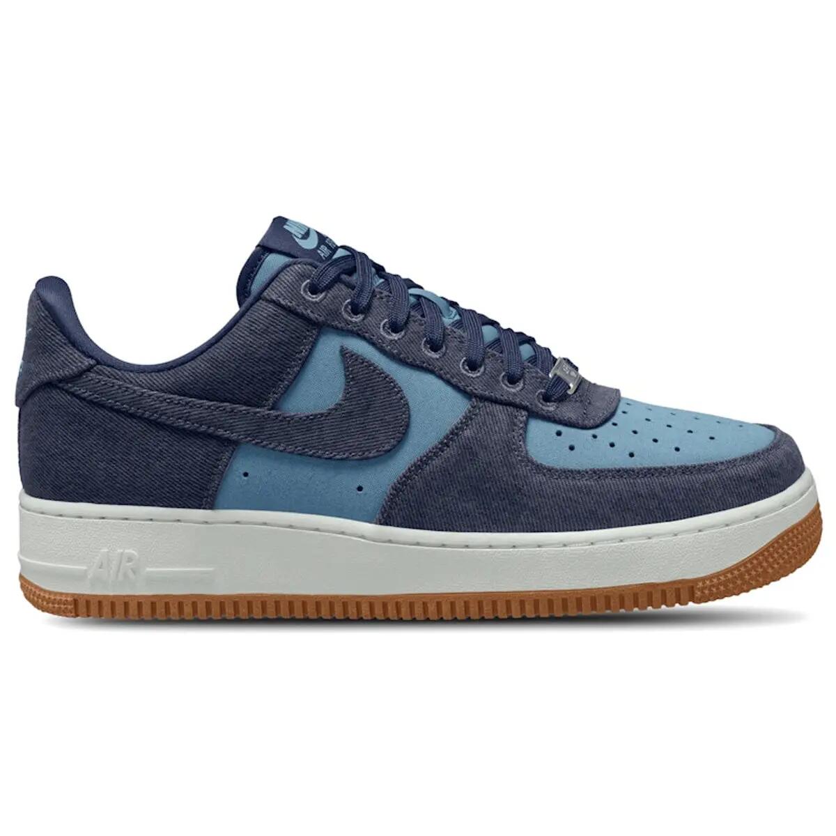 NIKE picture