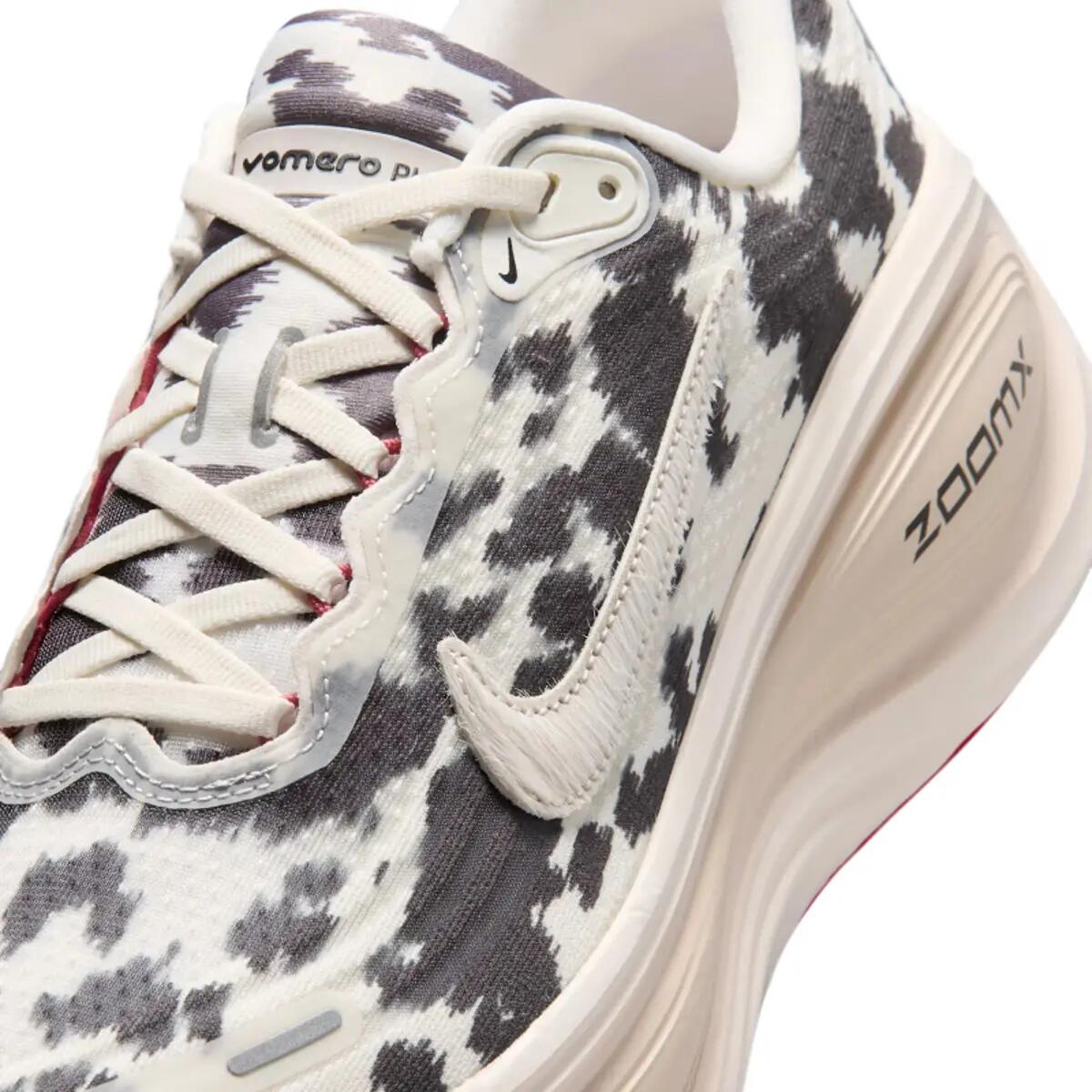 Nike Vomero Plus Cow Print 4/6