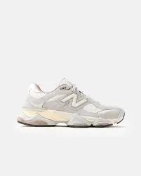 NEW BALANCE picture