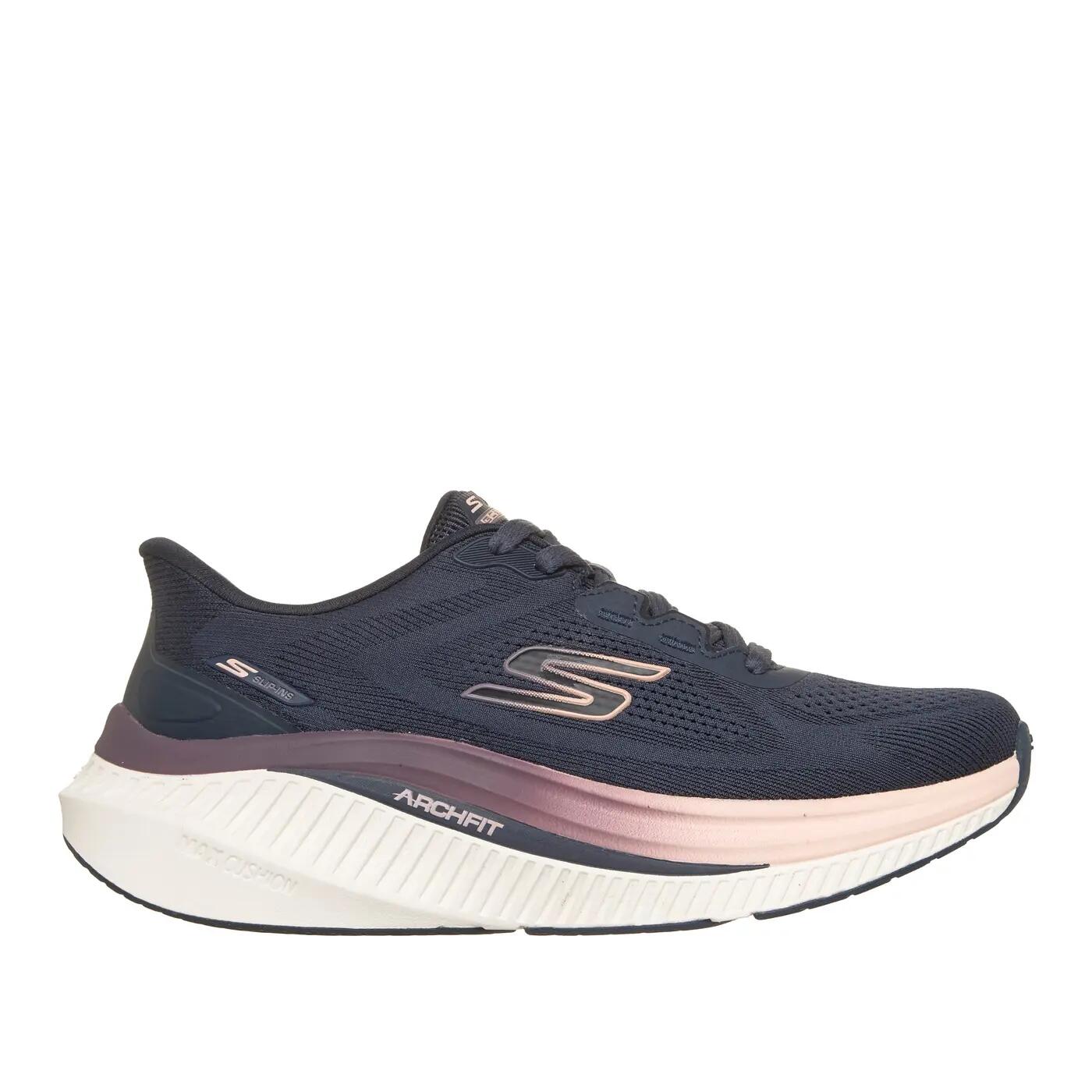 SKECHERS picture