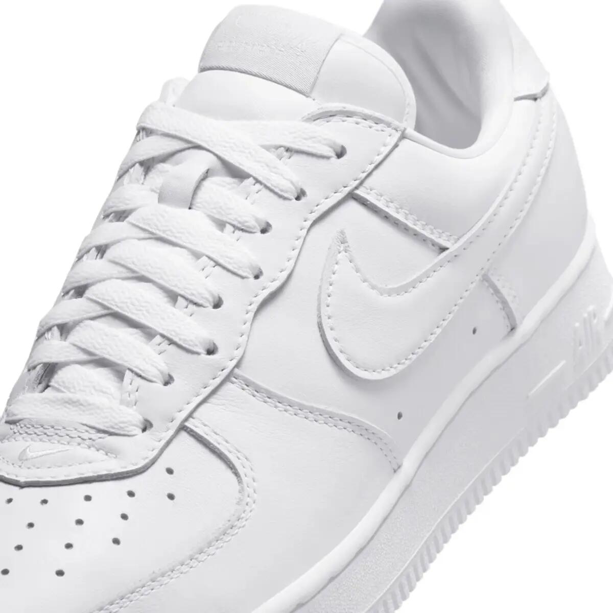 Nike Air Force 1 Low '01 Triple White 6/6