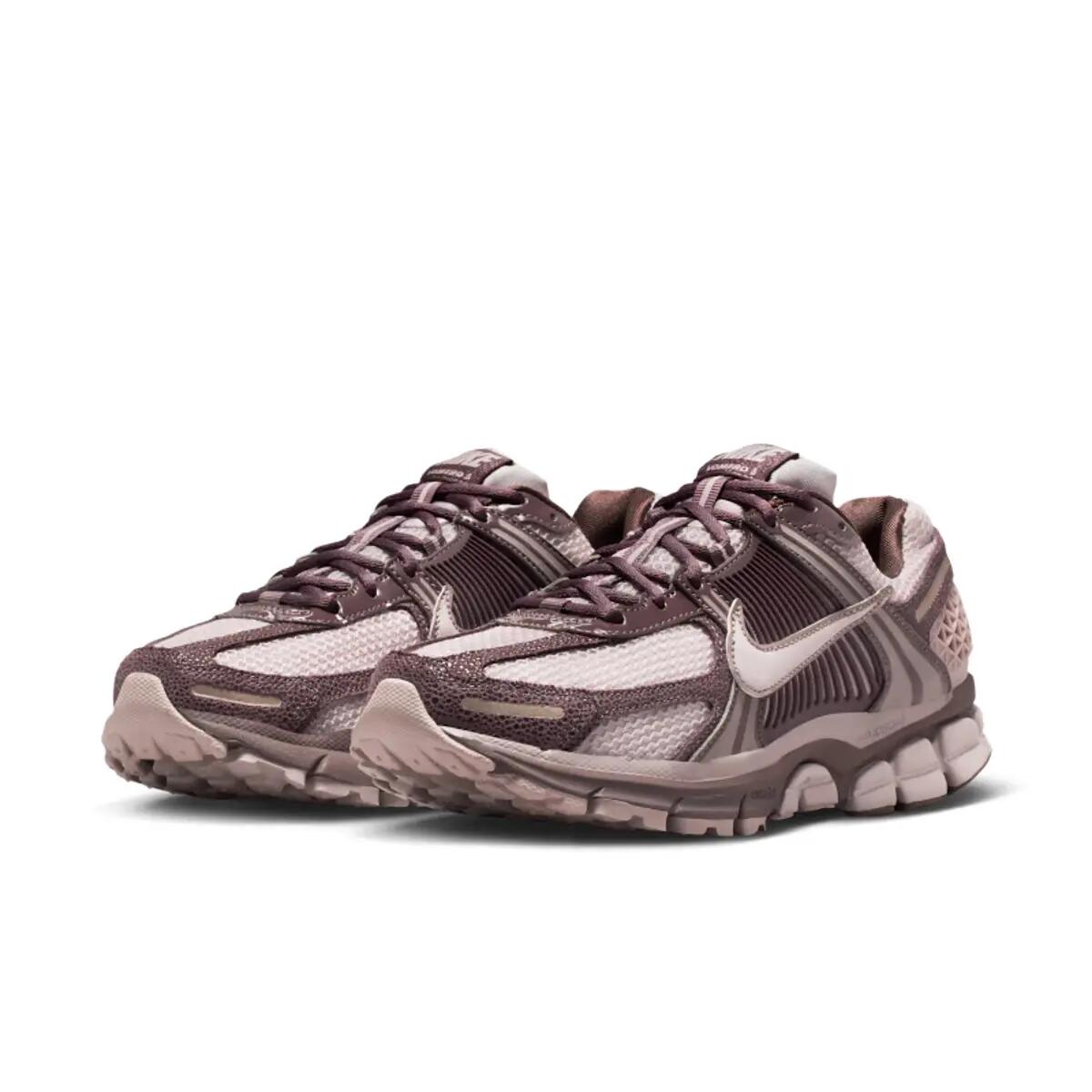 Nike Zoom Vomero 5 Tattoo Particle Rose (Women's) 4/6