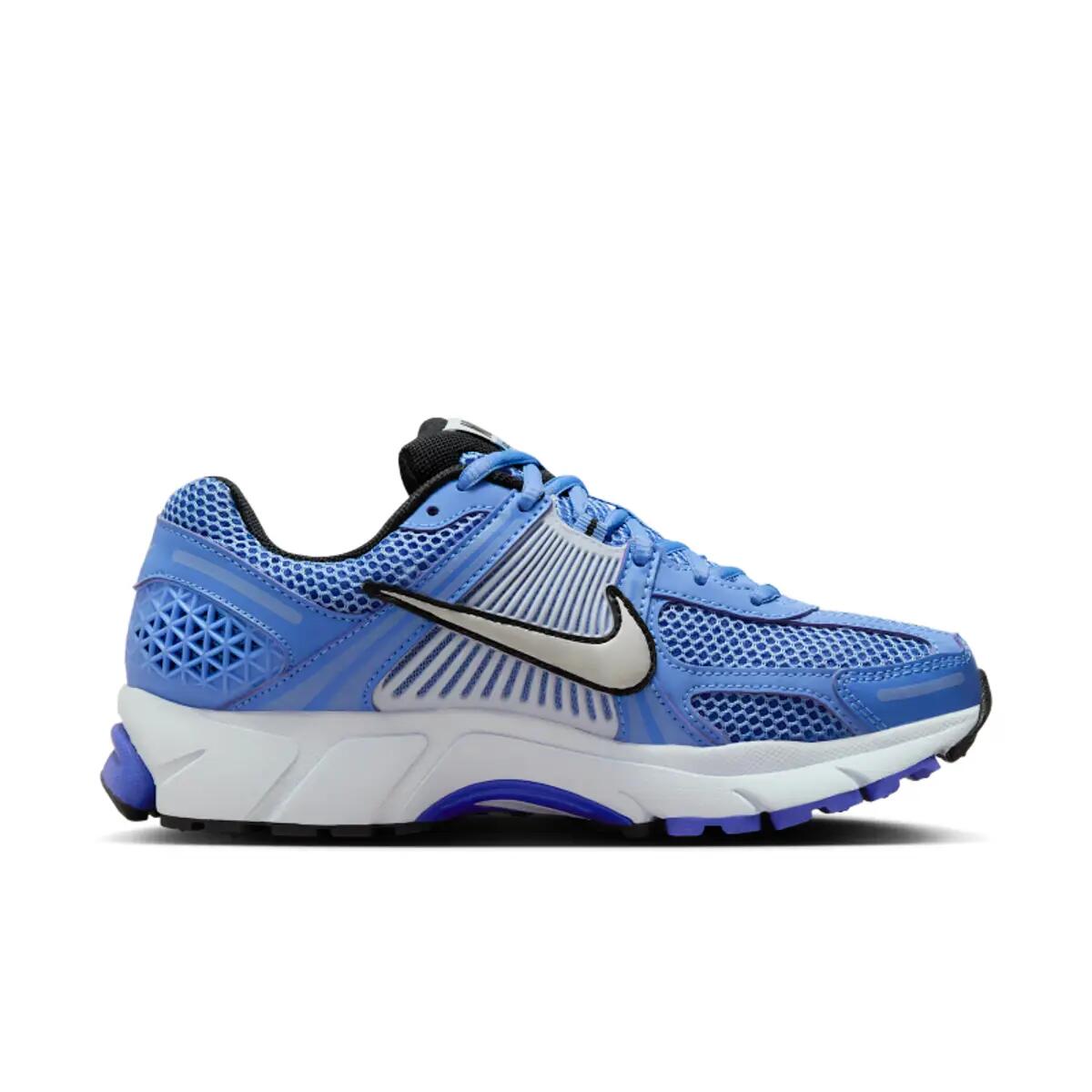 Nike Zoom Vomero 5 Royal Pulse (Women's) 4/6