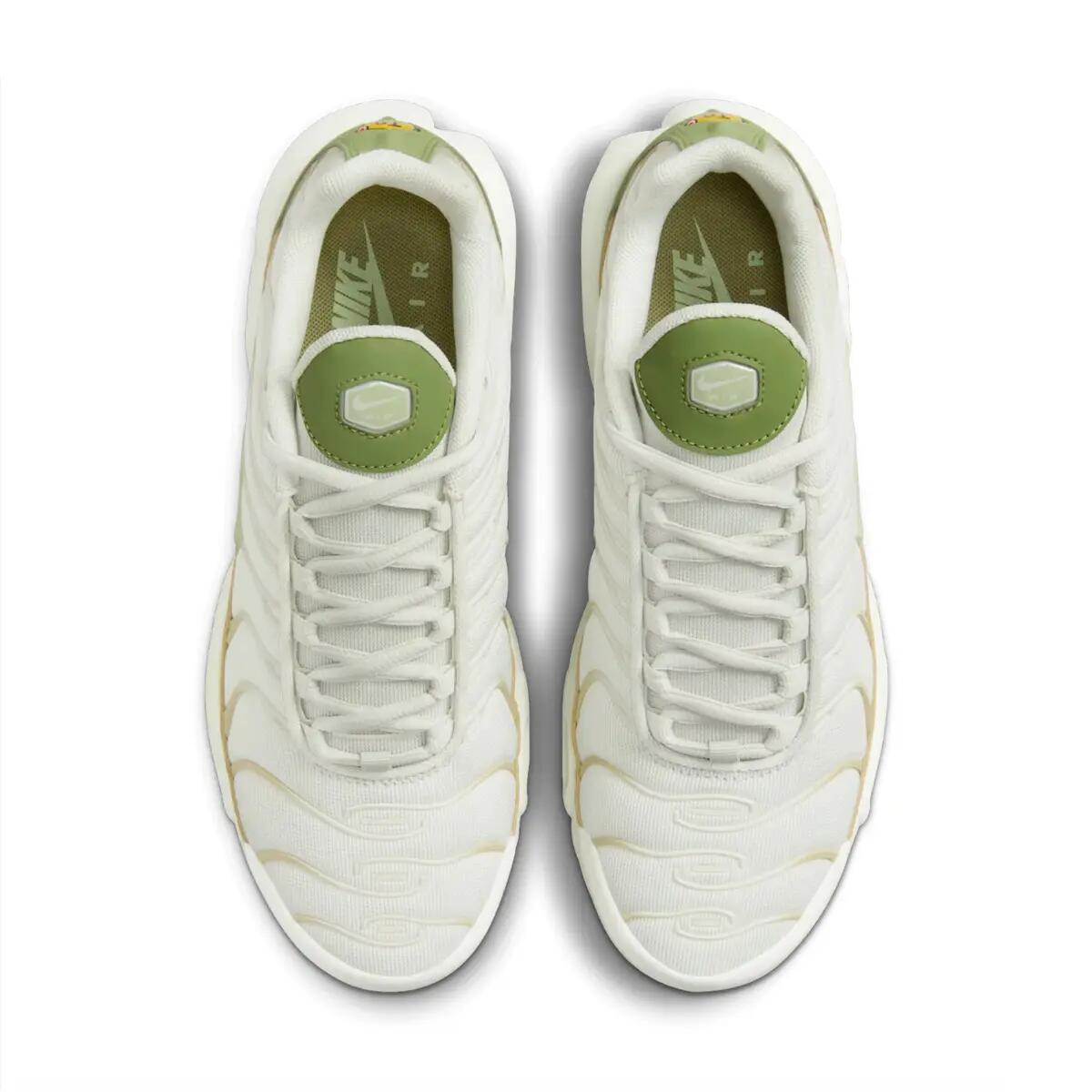 Nike Air Max Plus Light Bone Honeydew Alligator (Women's) 4/6