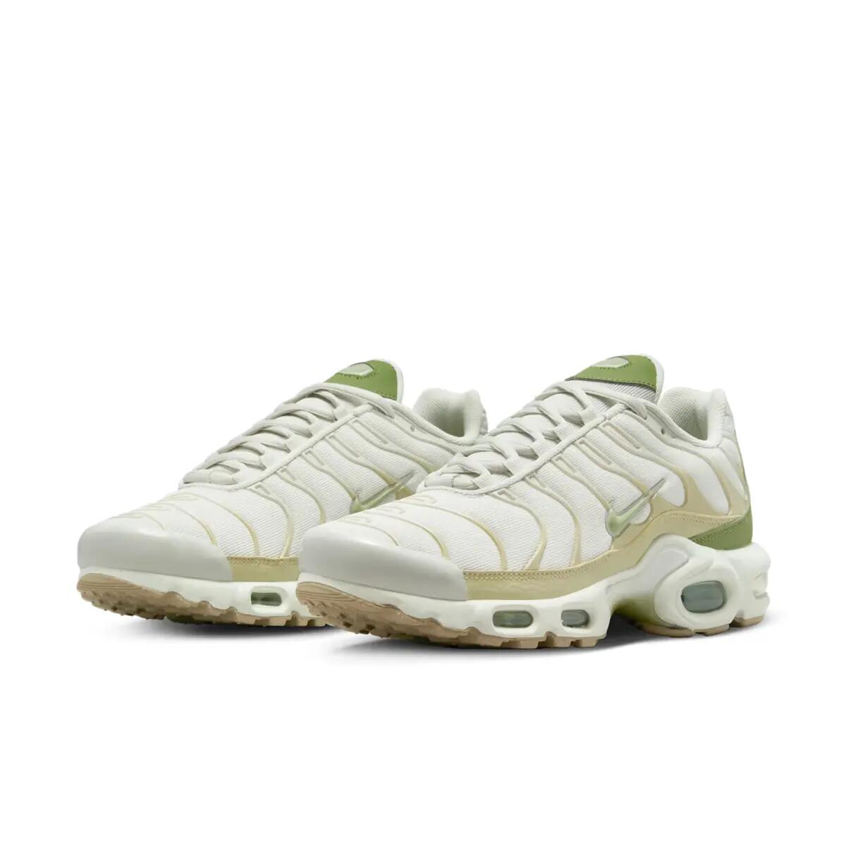 Nike Air Max Plus Light Bone Honeydew Alligator (Women's) 2/6
