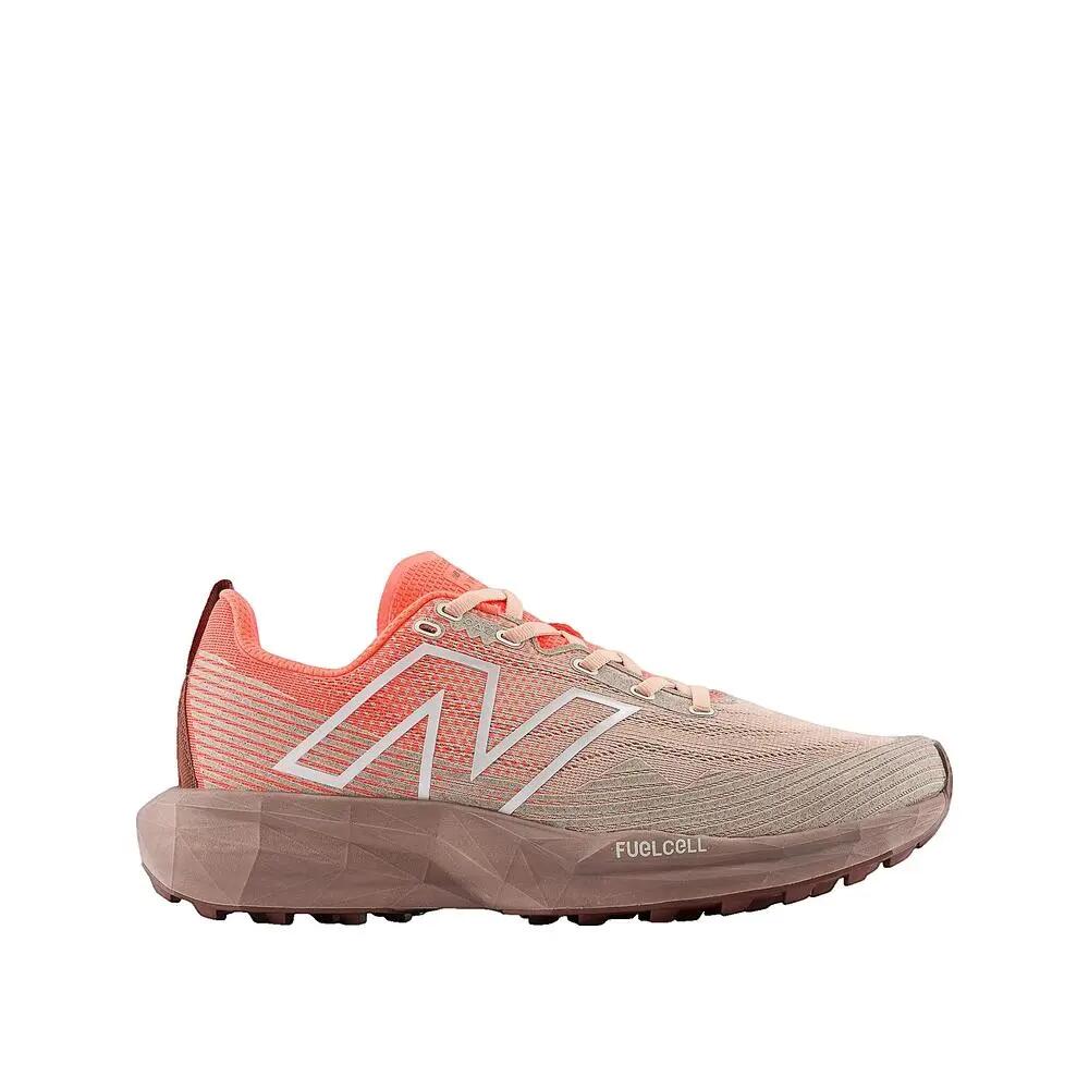 NEW BALANCE picture