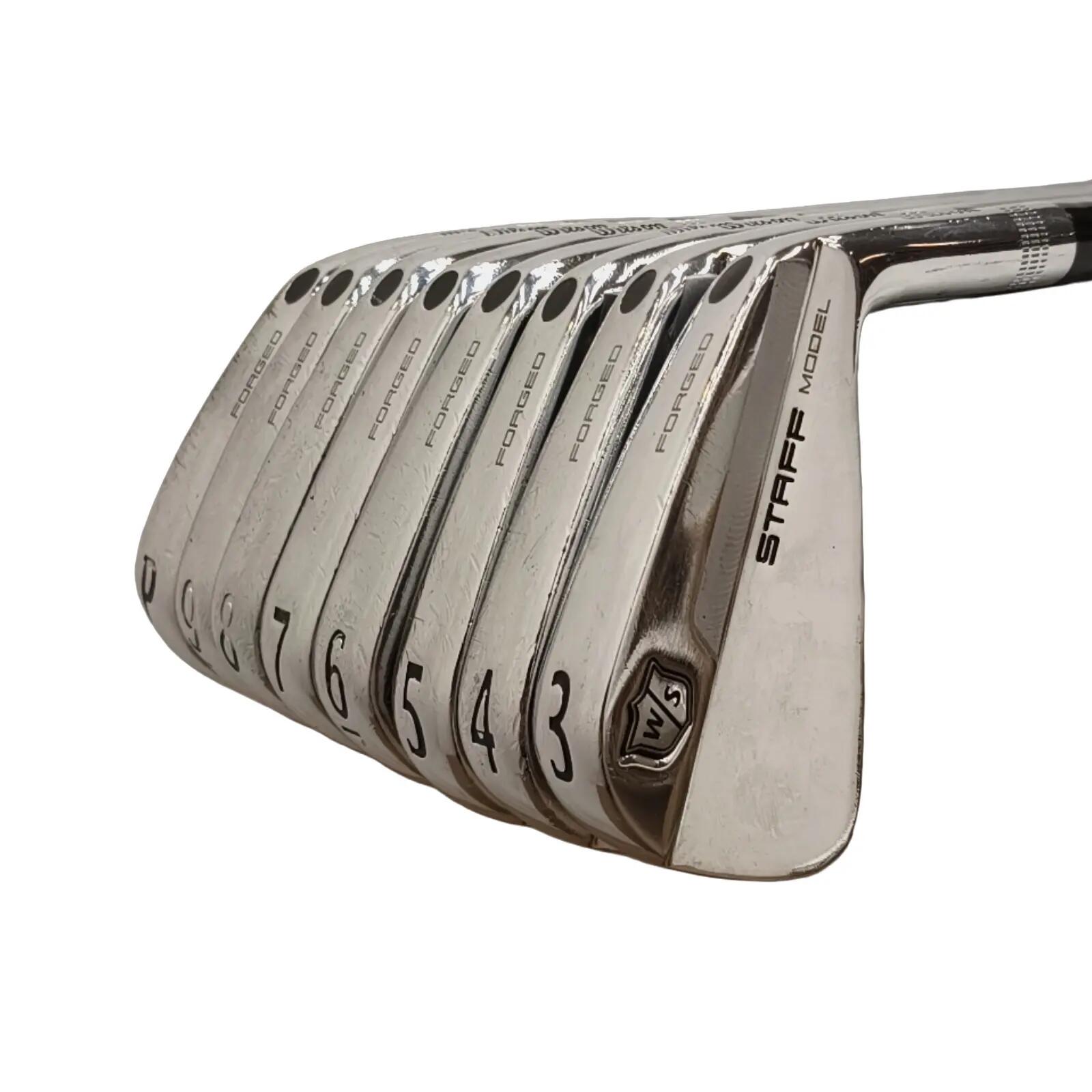 Wilson Staff Model 2024 Set di ferri / 3-PW / Flex X-Stiff / Acciaio 3/7