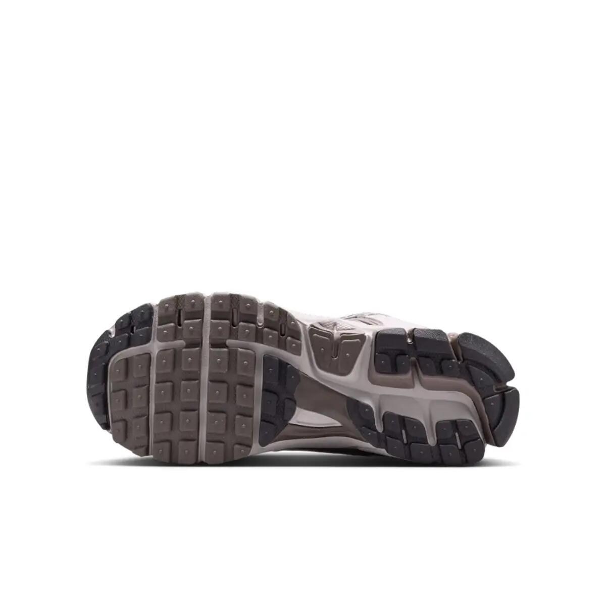 Nike Zoom Vomero 5 College Grey Black-Cave Stone (GS) 2/6
