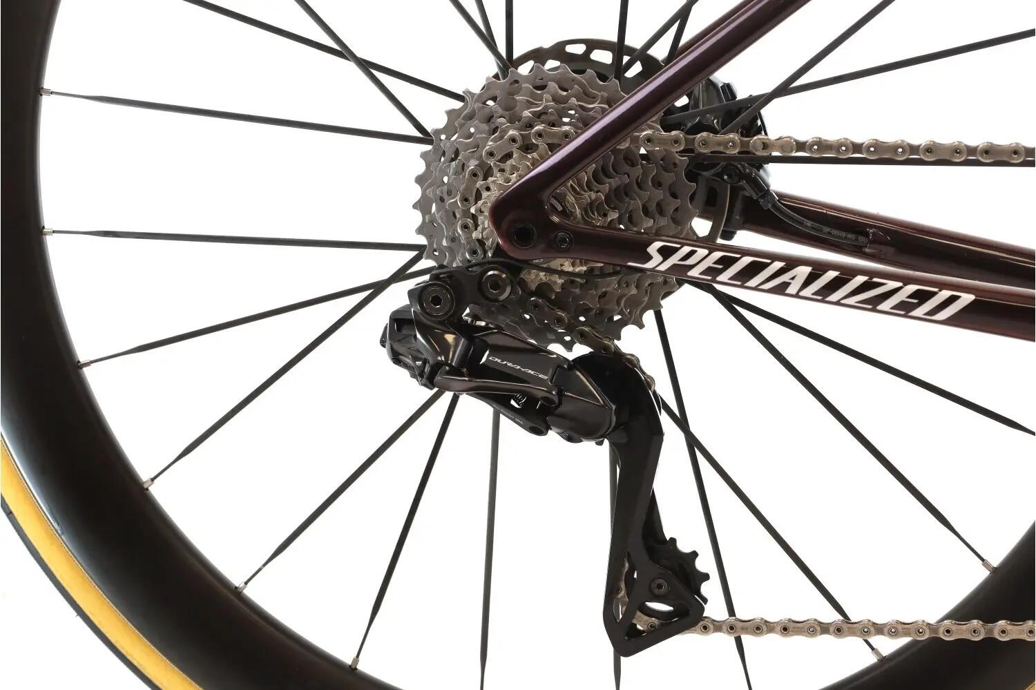 Segunda Vida · Bici estrada ·  S-Works Tarmac SL8 Di2 12V · Muito bom estado 3/8