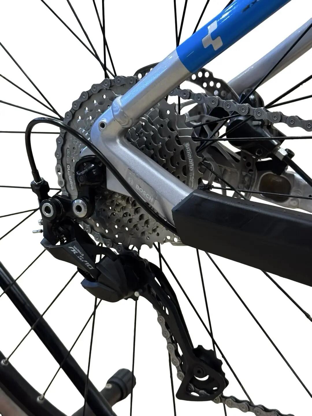 Segunda Vida - Bicicleta E-montaña Cube Reaction Hybrid Performance - Como nuevo 12/13