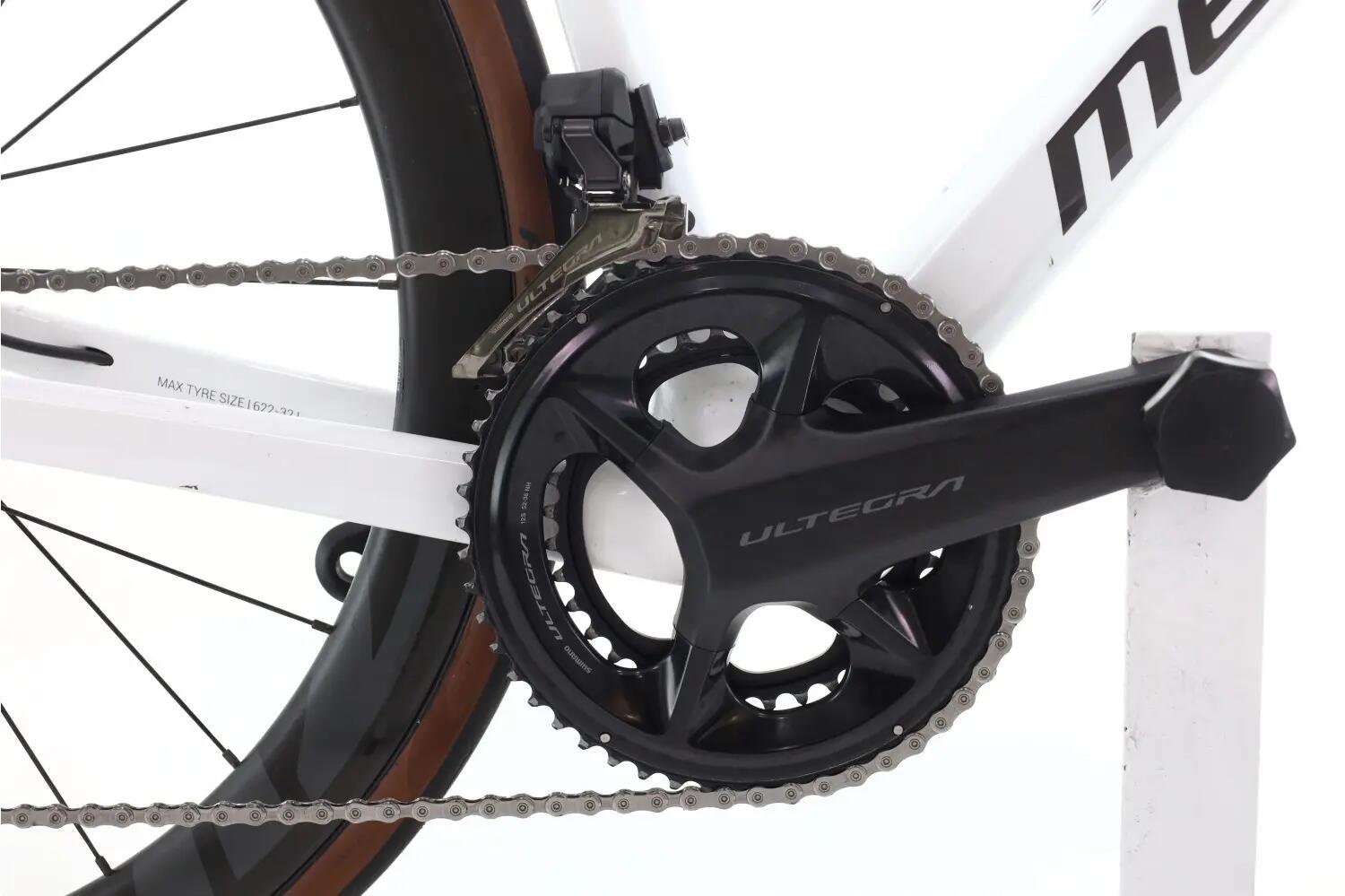Segunda Vida · Bicicleta estrada ·  Raise Di2 12V · Muito bom estado 4/8