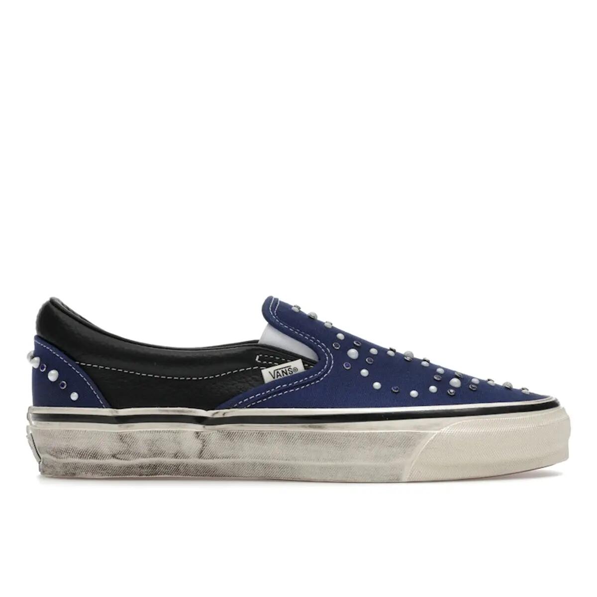 VANS picture