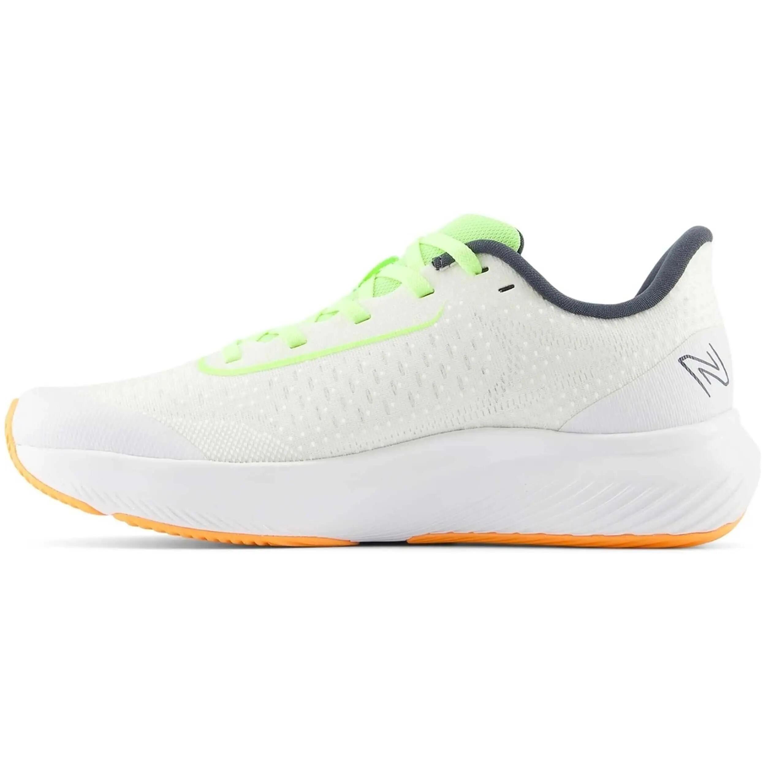 Schoen New Balance model GPFCXLL3 voor unisex jongens 2/4